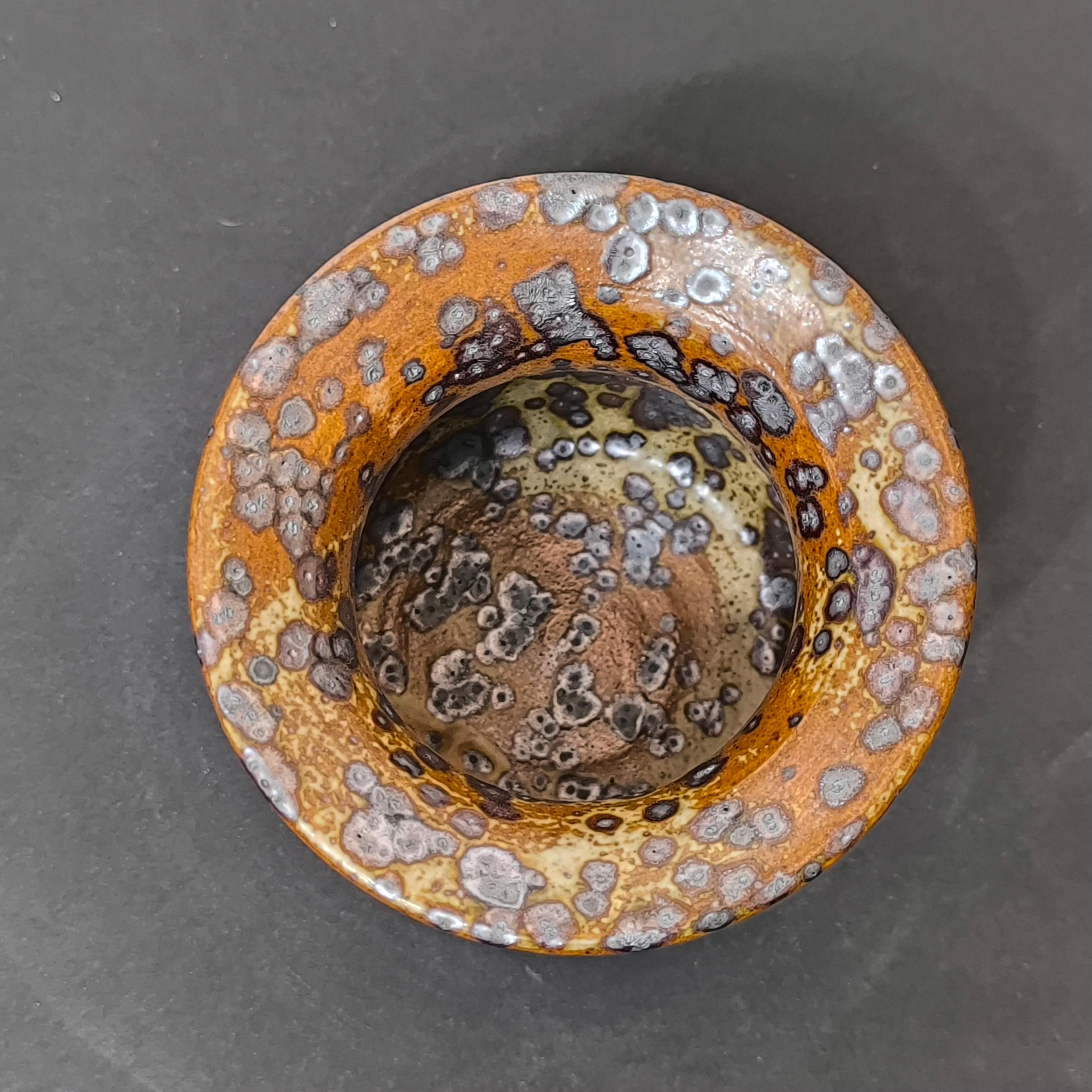 Late 20th Century Brown Stoneware Jar by Swedish Ceramist Claes Thell, 1978 For Sale