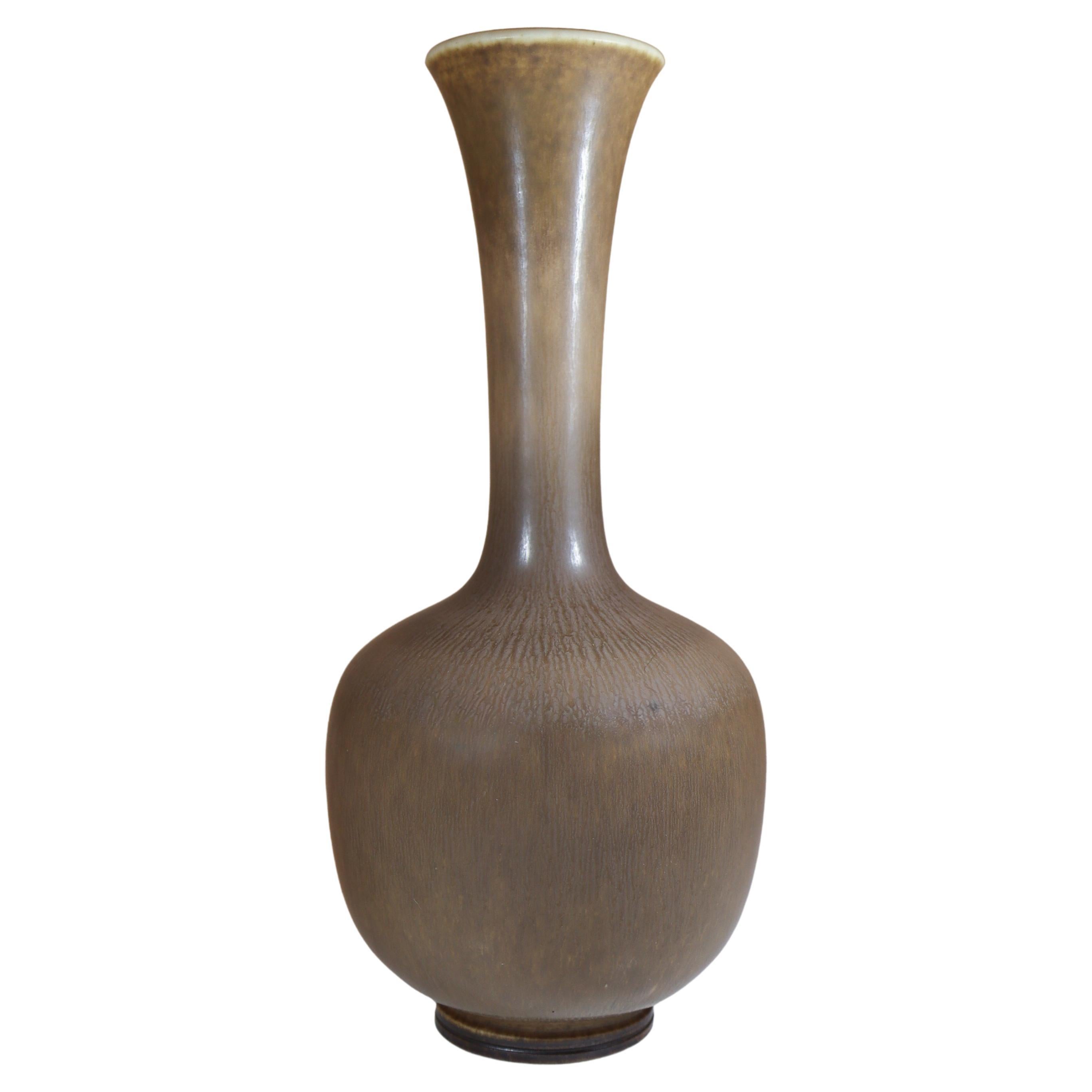 Brown Stoneware Vase - Berndt Friberg- Gustavsberg 1965