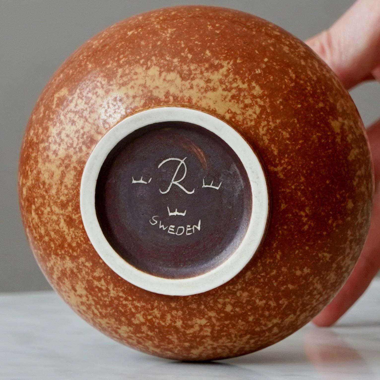 Vaso in gres marrone di Gunnar Nylund per Rorstrand, Svezia, anni '1940 in vendita 2