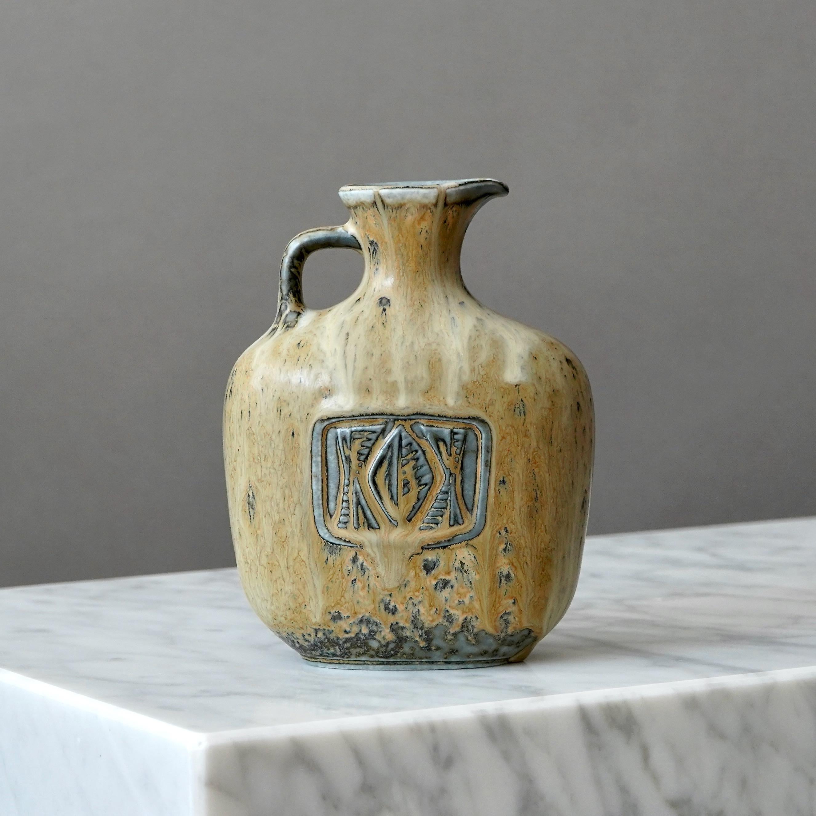 Vaso in gres marrone di Gunnar Nylund per Rorstrand, Svezia, anni '50 In condizioni buone in vendita a Malmö, SE