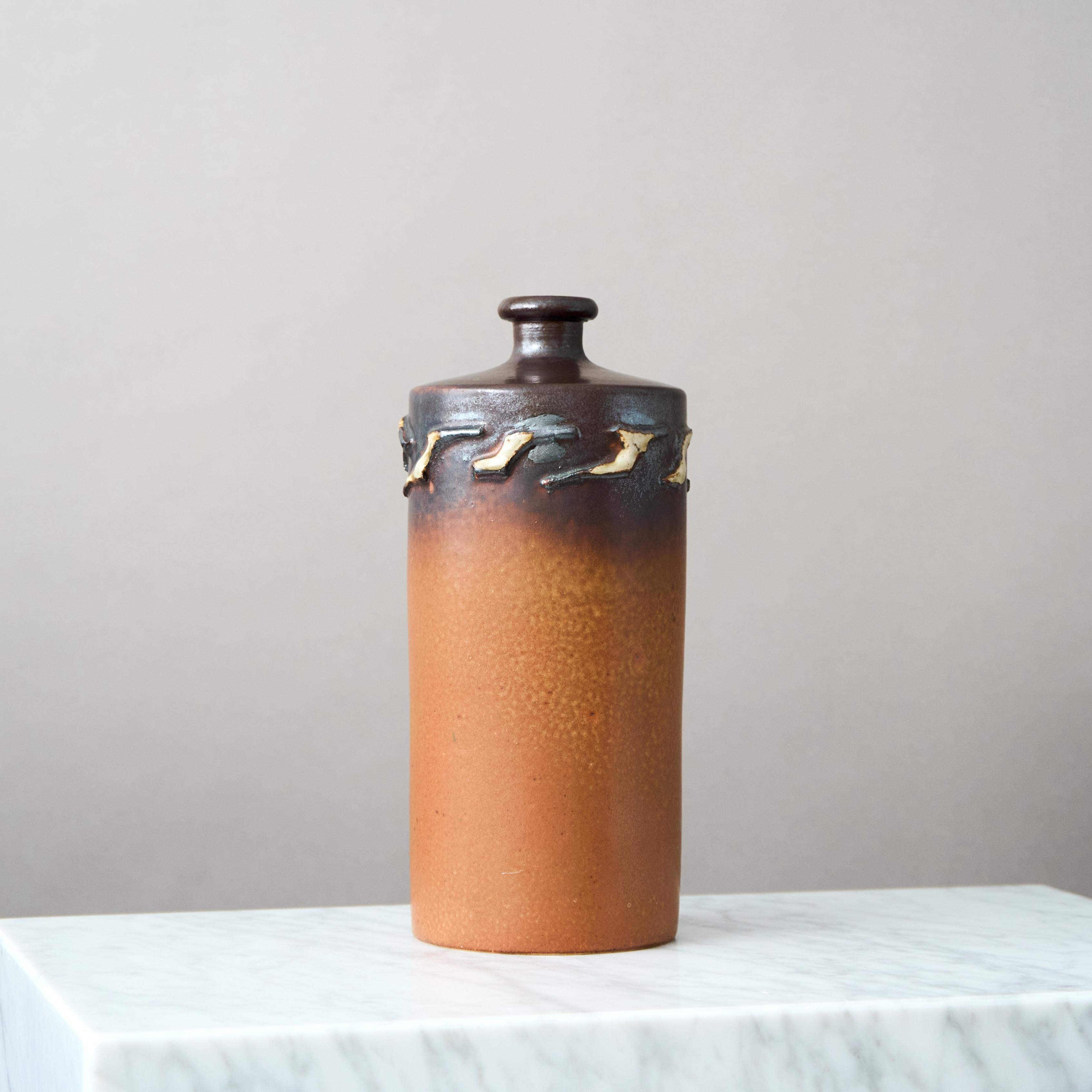 Glazed Brown Stoneware Vase by Swedish Ceramist Claes Thell, 1983 For Sale