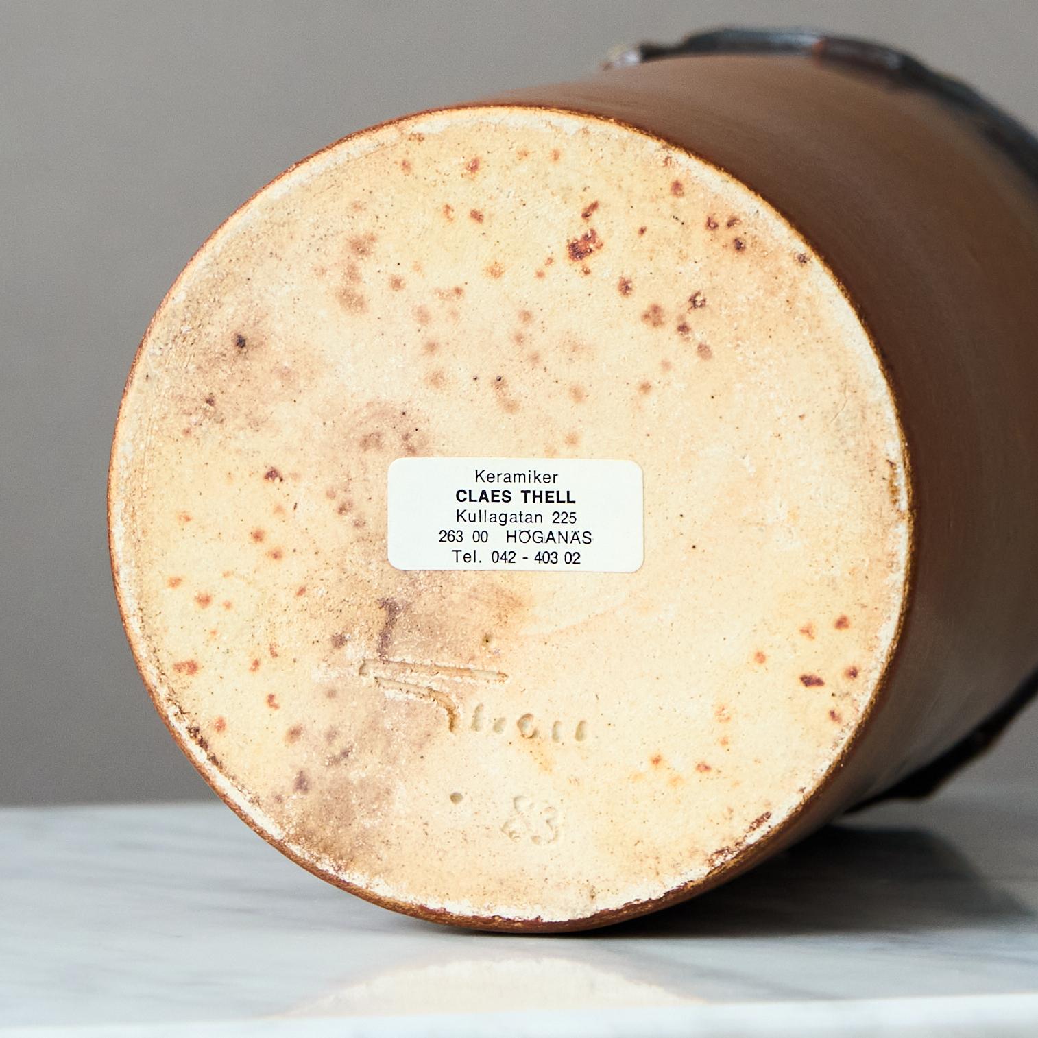 Brown Stoneware Vase by Swedish Ceramist Claes Thell, 1983 For Sale 1