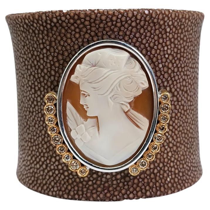 Brown stripe leather Bracelet with Cameo For Sale