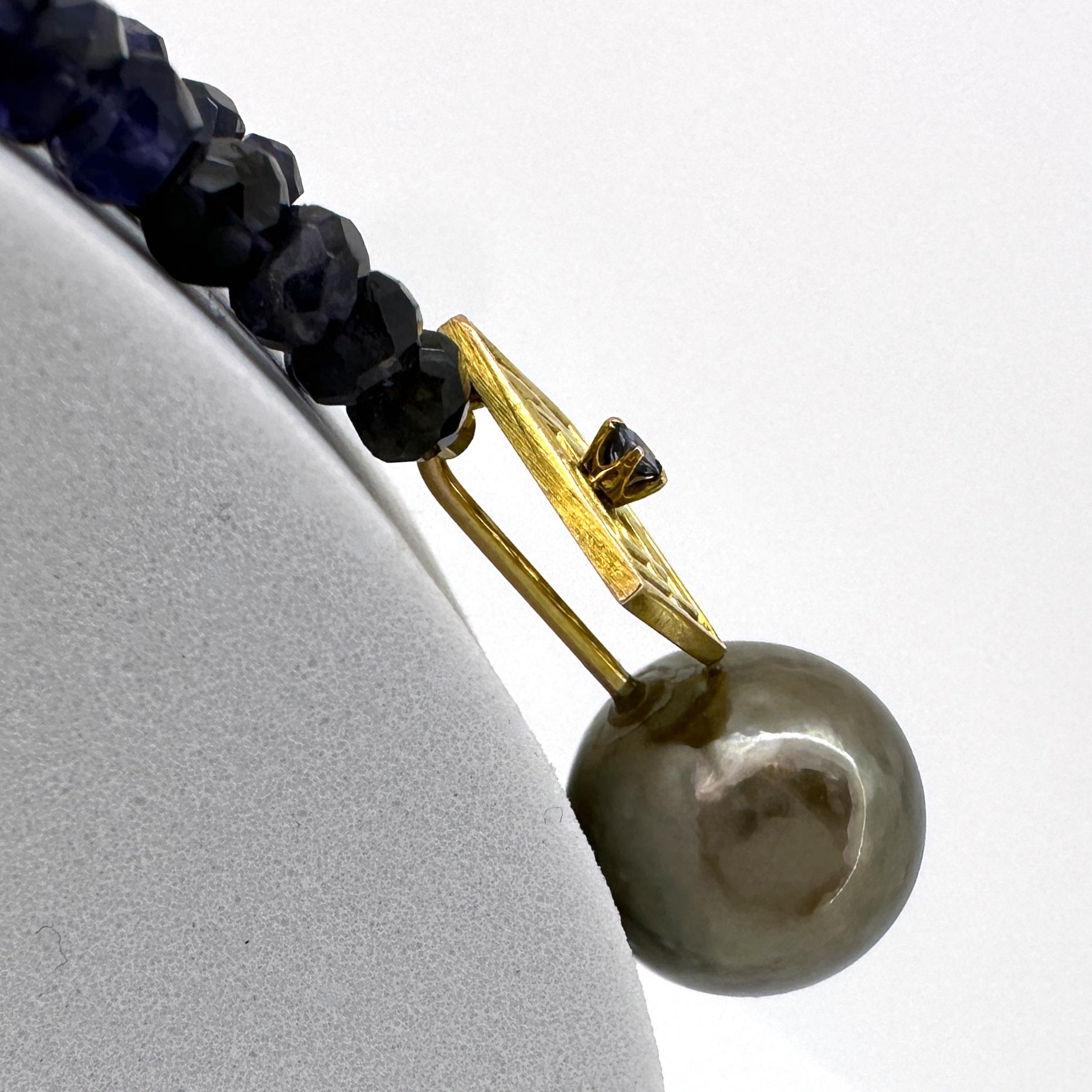 Brown Tahitian Pearl with 14k Gold & Sapphire Bale on Iolite & Quartz Necklace For Sale 4