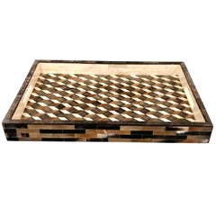Plateau en os et corne marron, brun clair, crème, Indonésie, contemporain
