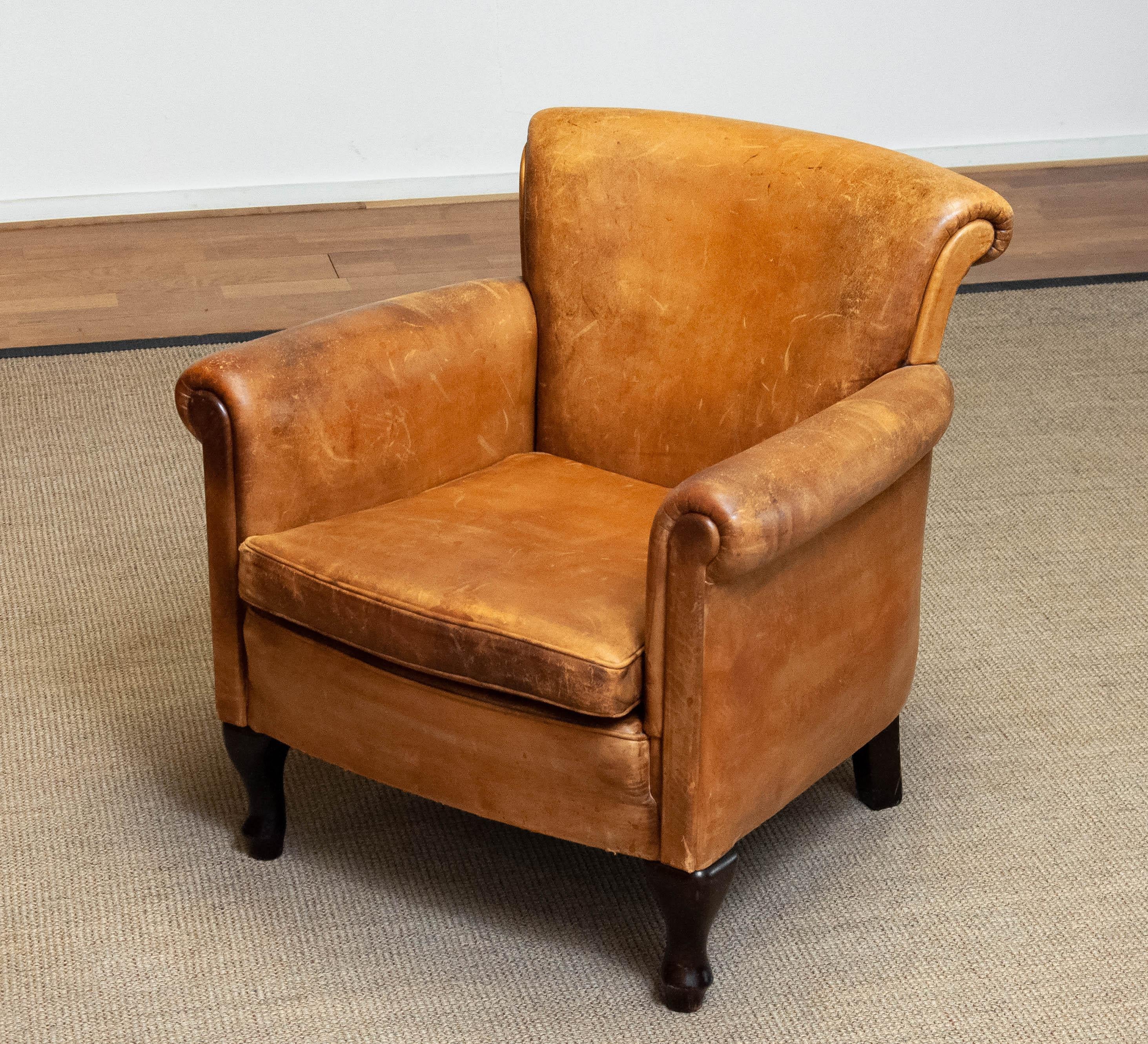 1960s Brown / Tan French Art Deco 'Sheep' Leather Roll Back Lounge / Club Chair For Sale 3