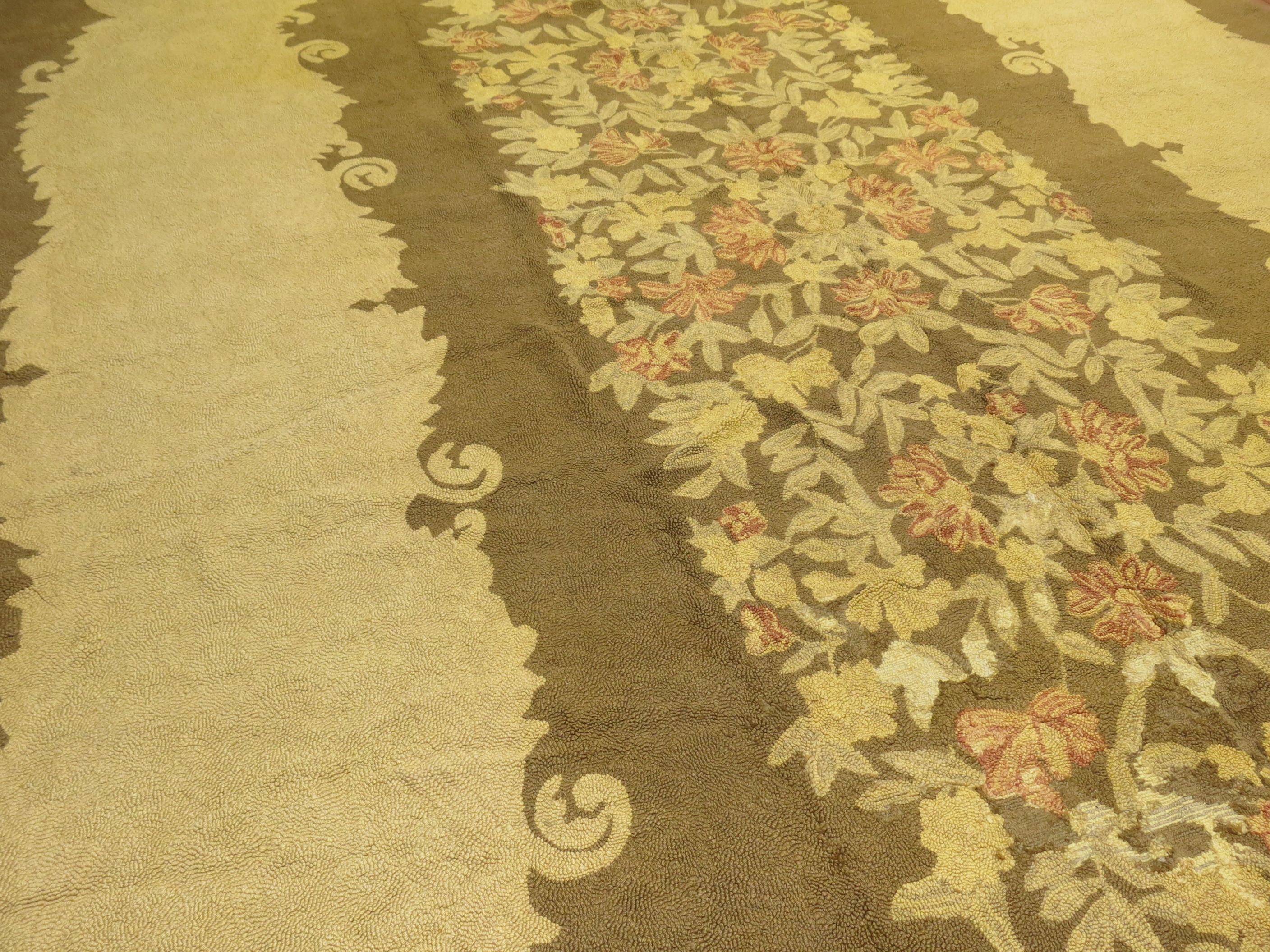 Brown Tone Palace Size American Hook Floral Rose Rug For Sale 3