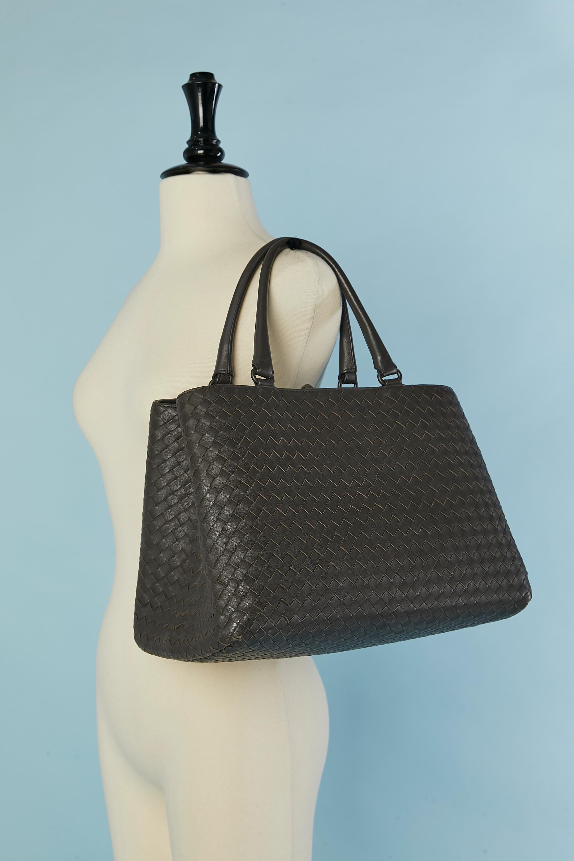 De las mujeres Bolso de asa superior marrón de piel entrelazada Bottega Veneta en venta