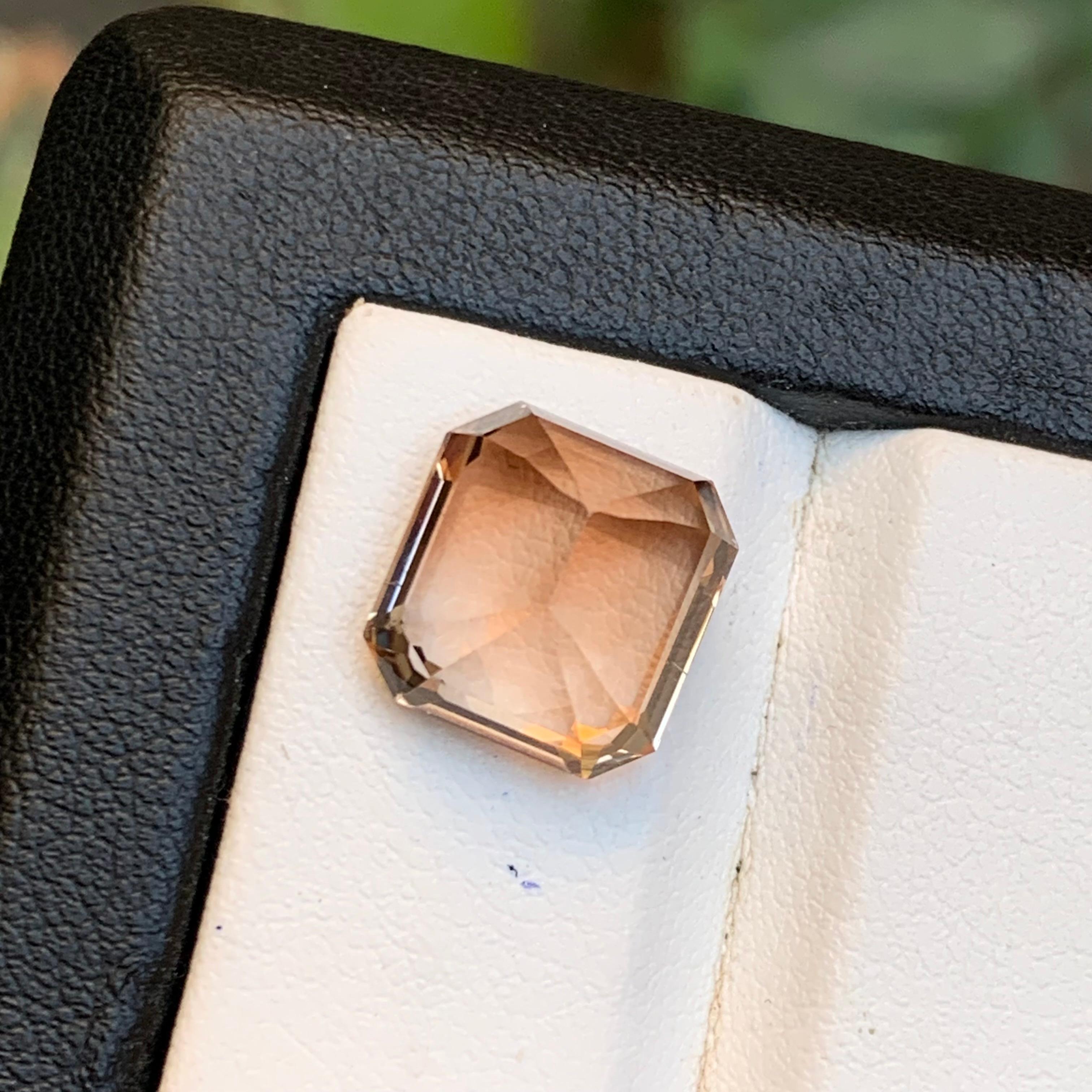 Brauner Topas 9,46 Karat Smaragdschliff Natürlicher loser Edelstein für Ring oder Schmuck im Angebot 1