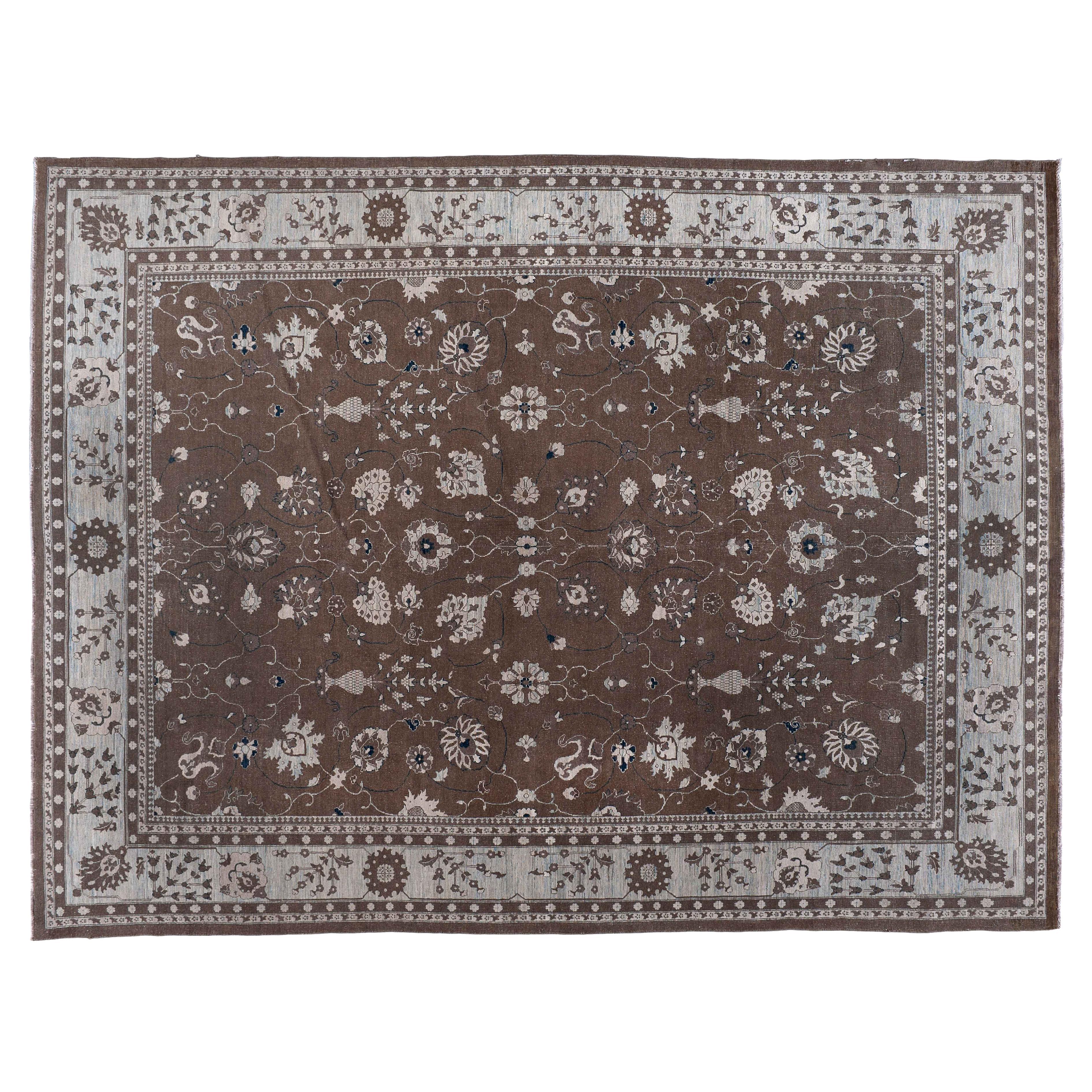 Brown Traditional Style Wool Area Rug