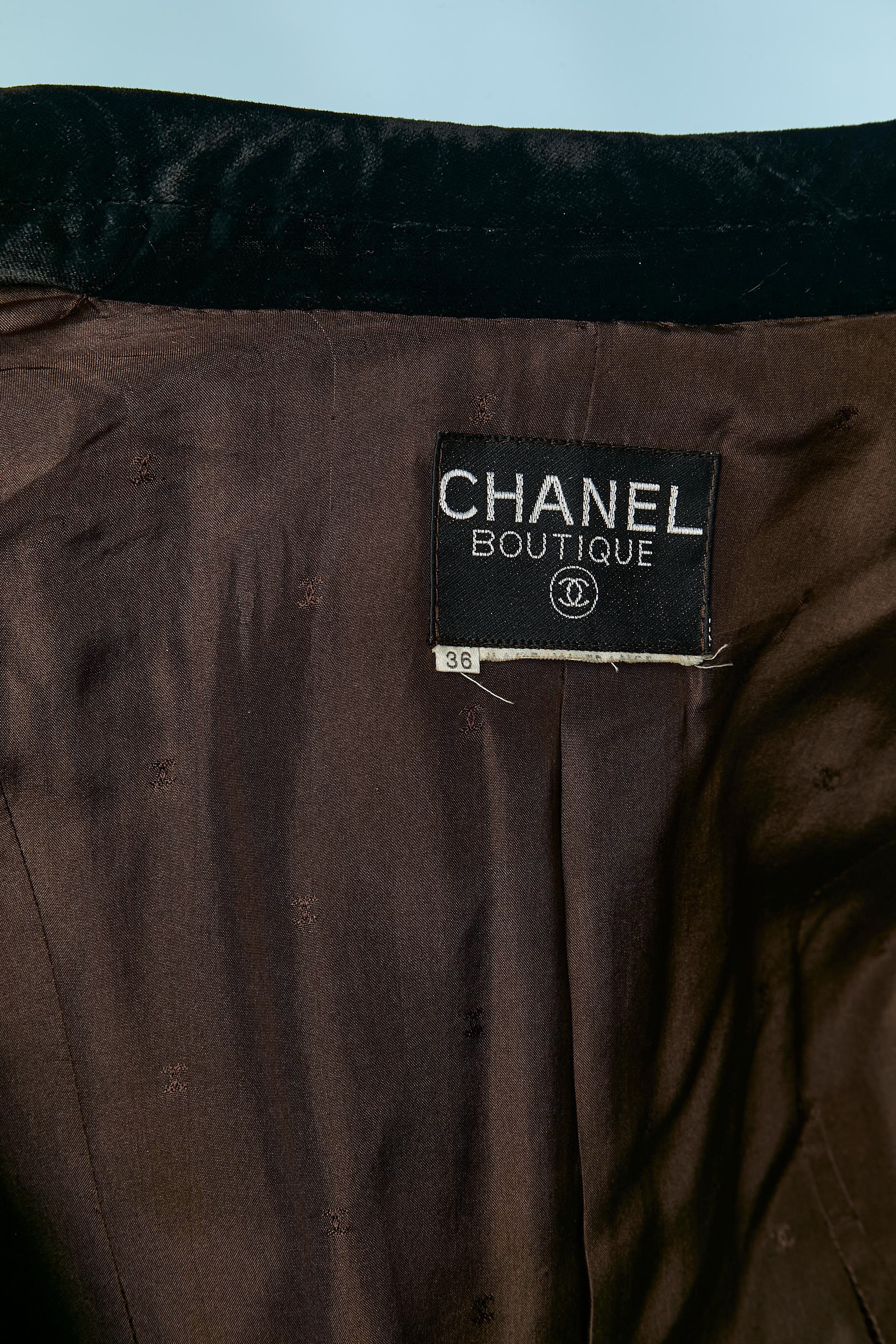 Brown tweed skirt suit with black velvet edge CHANEL BOUTIQUE For Sale 5