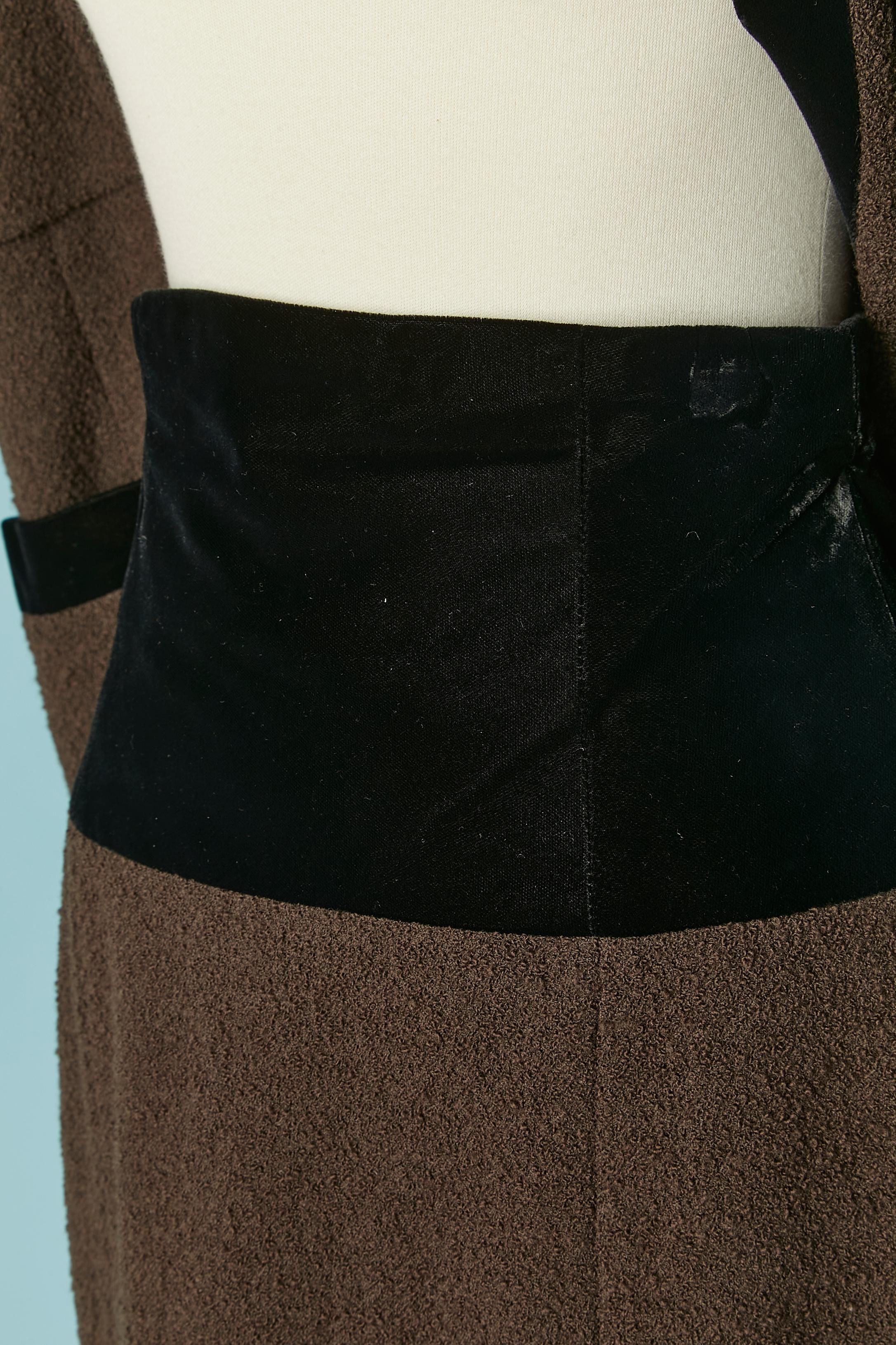 Brown tweed skirt suit with black velvet edge CHANEL BOUTIQUE For Sale 3