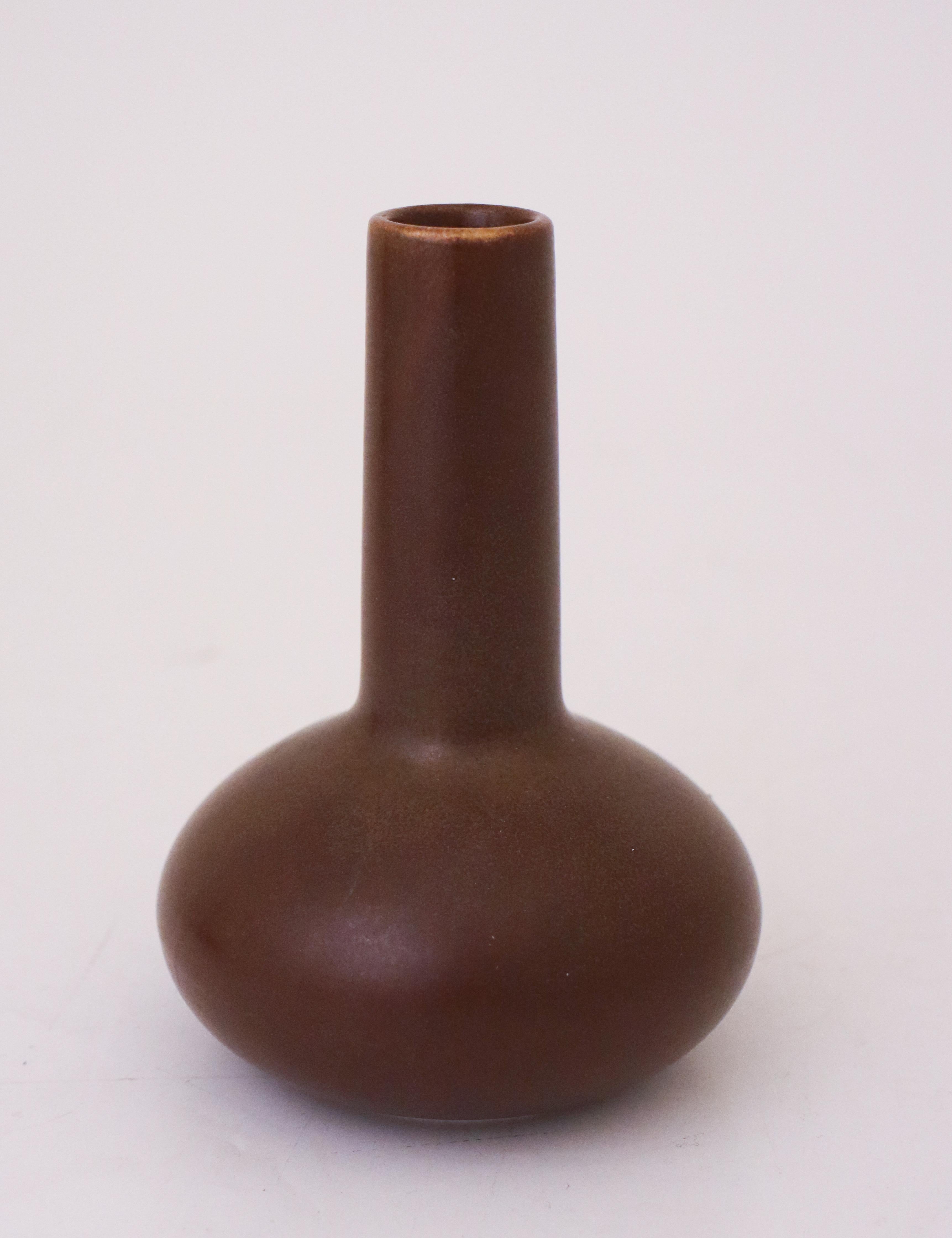 Glazed Brown vase - Seltmann Weiden Bavaria - Western Germany For Sale