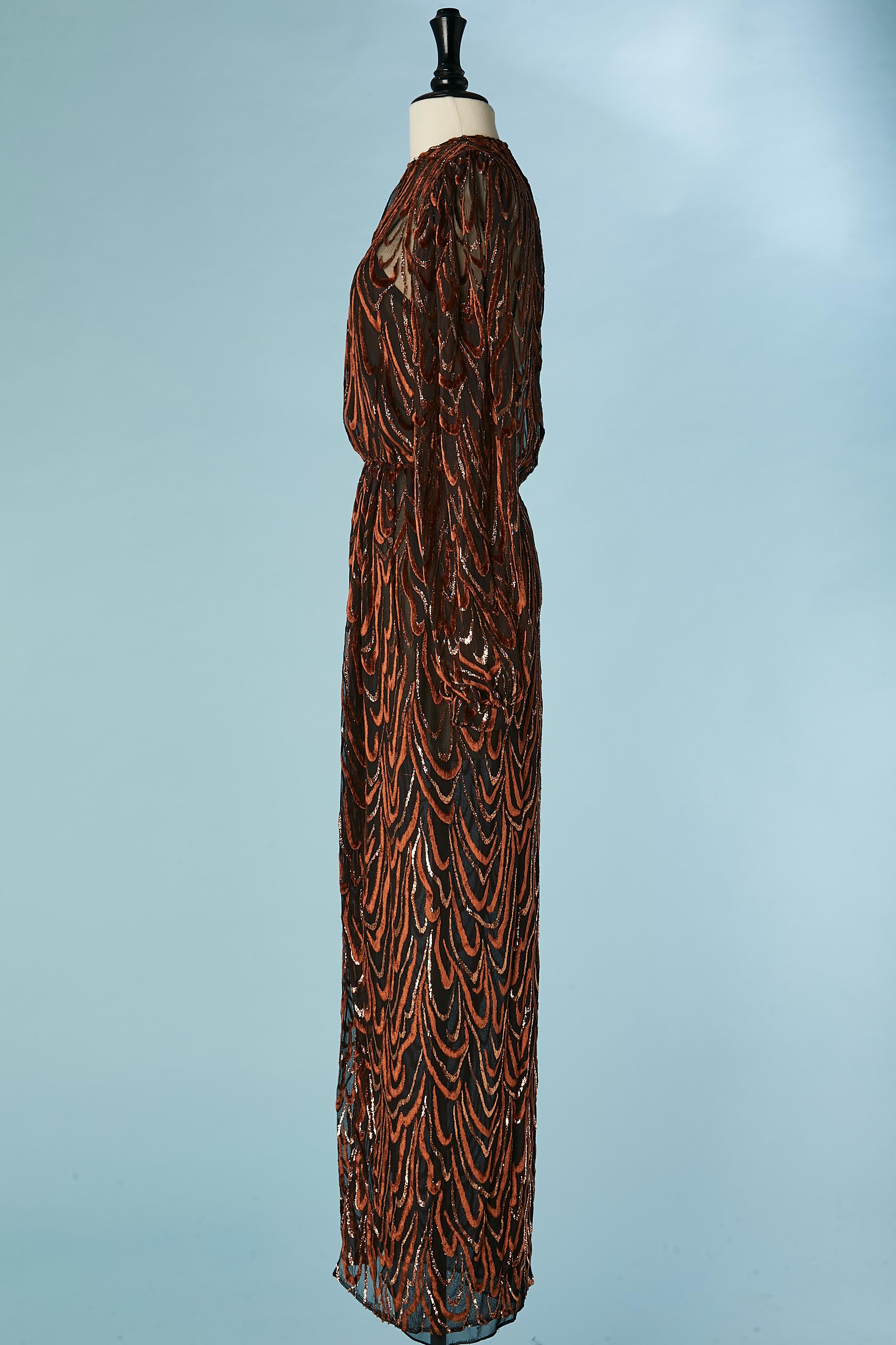 Brown velour dévoré and gold lurex evening dress Oscar de la Renta Circa 1970's  For Sale 2
