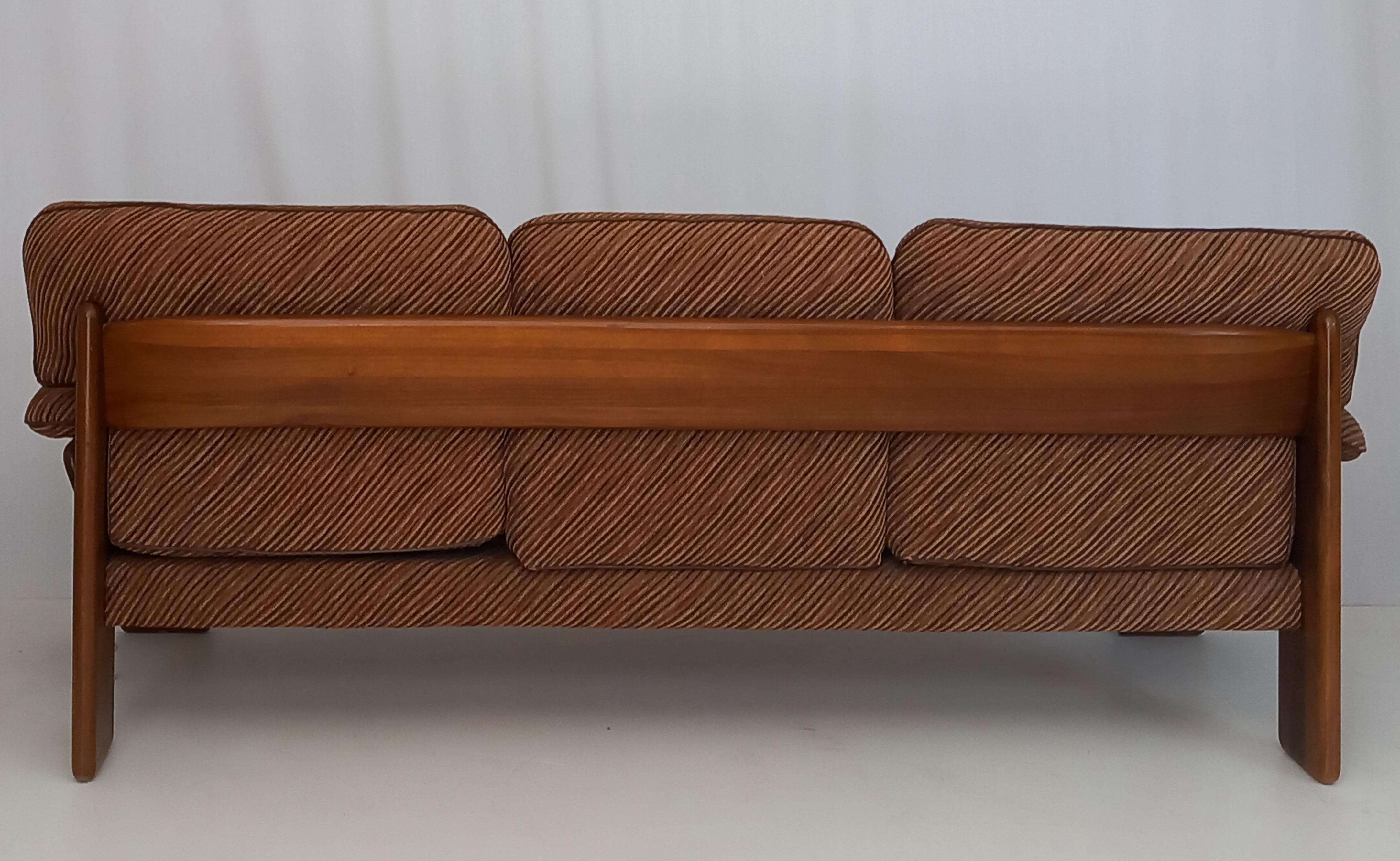 Brown Velvet 3-Seater Sofa by Mobil Girgi, 70s (Late 20th Century) im Angebot