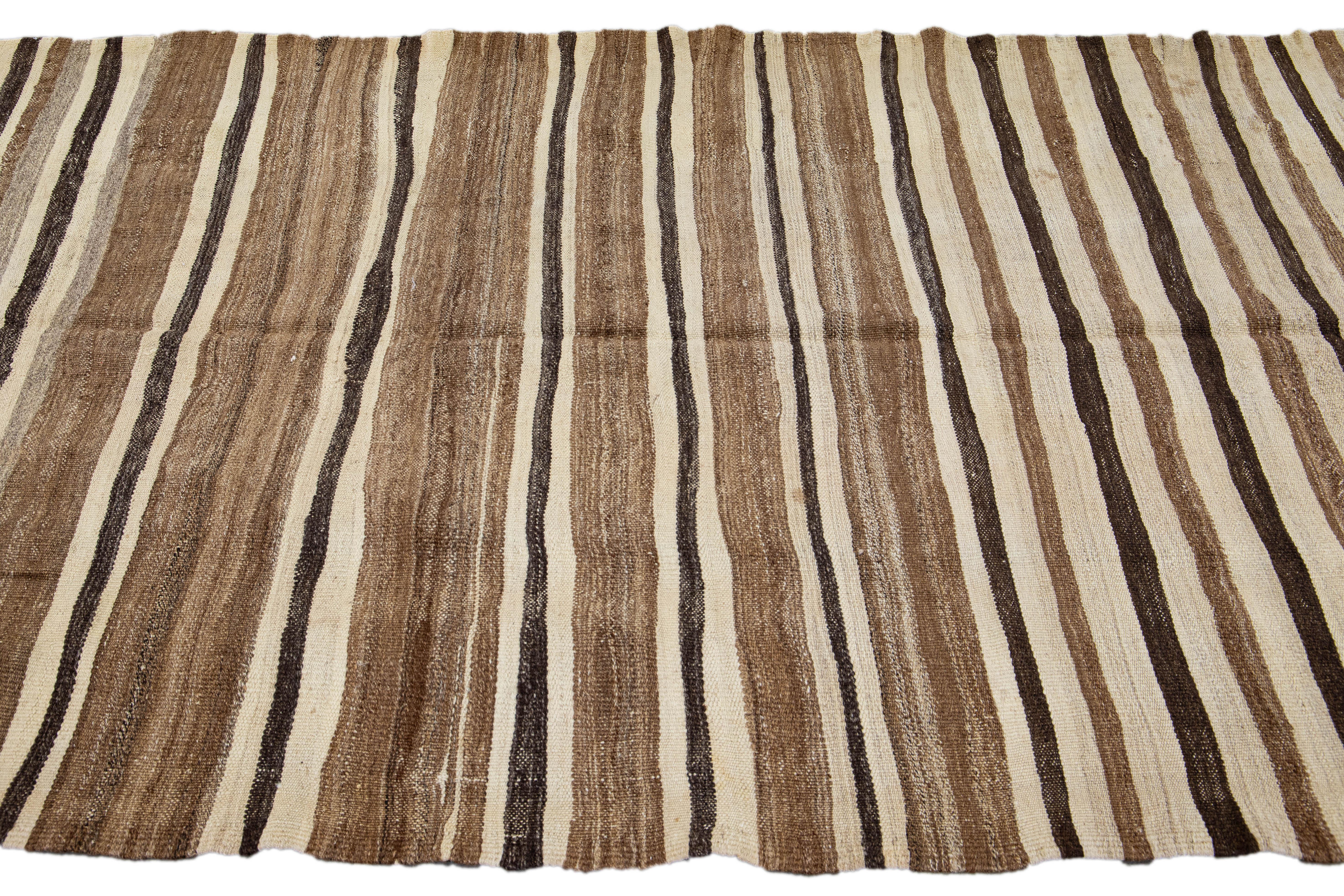 Brown Vintage Kilim Handmade Flatweave Striped Motif Wool Rug In Excellent Condition In Norwalk, CT
