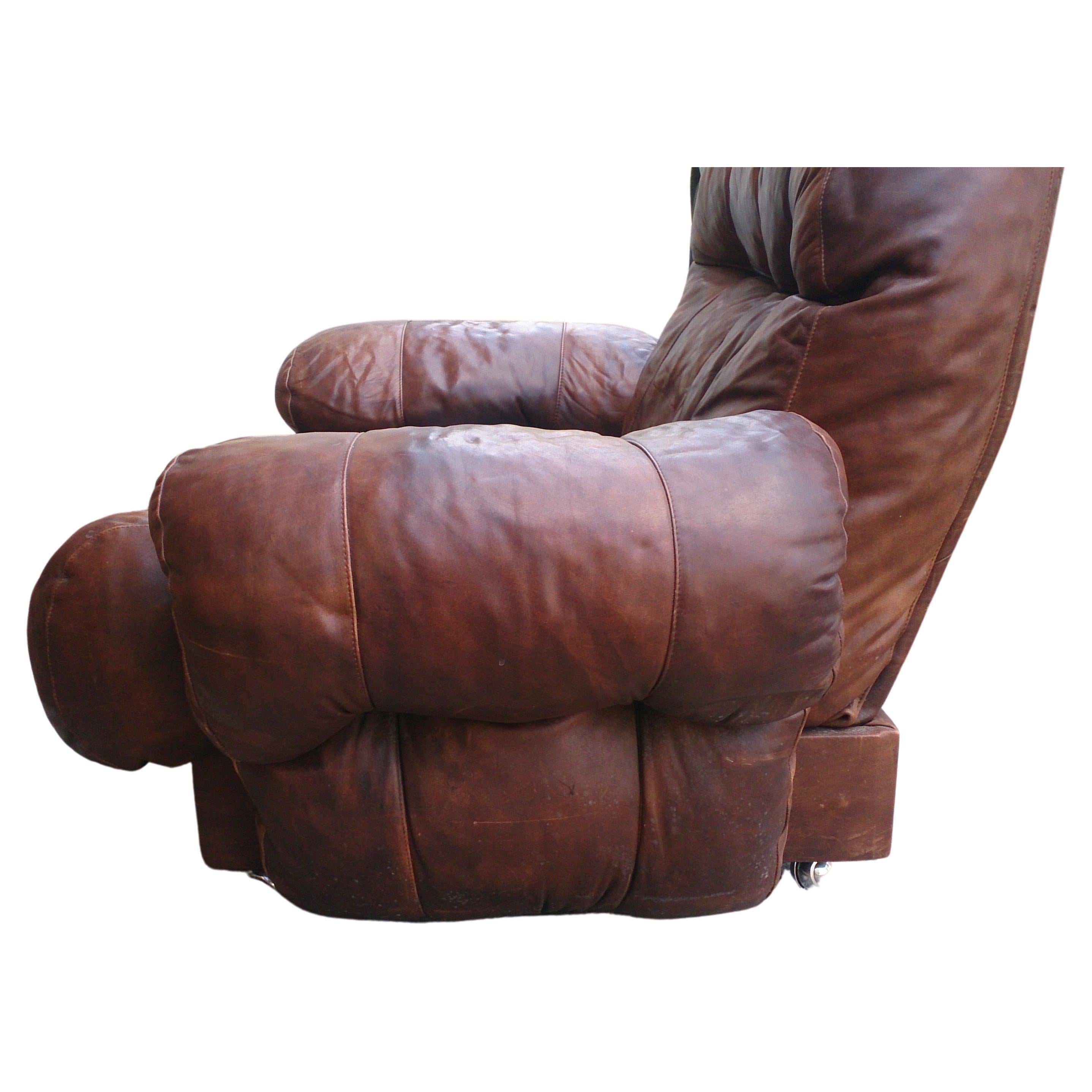 20th Century Brown Vintage Leather Lounge Chair