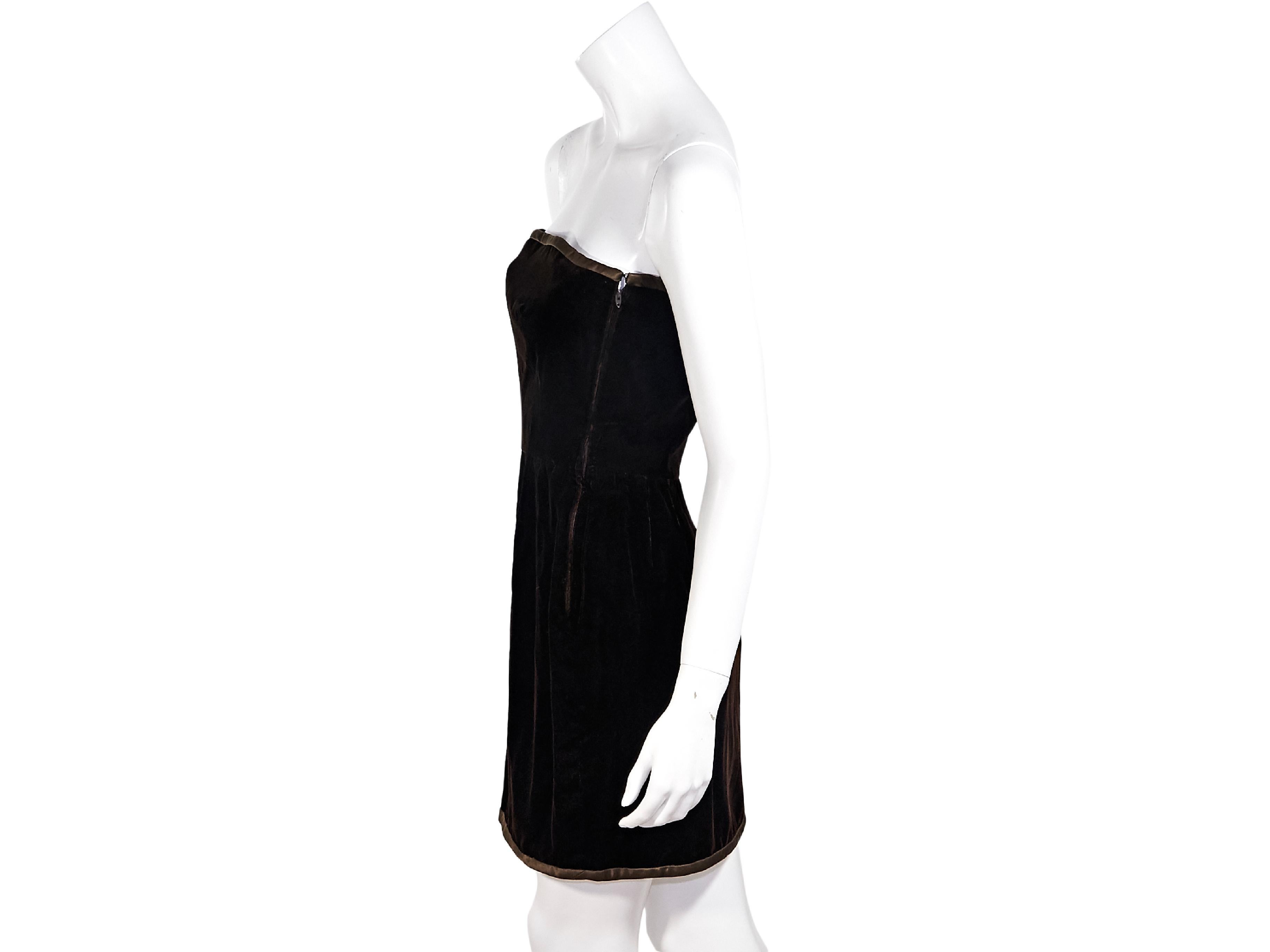 Product details:  Vintage brown velvet strapless dress by Oscar de la Renta.  Circa the 1990s.  Side zip closure.  32