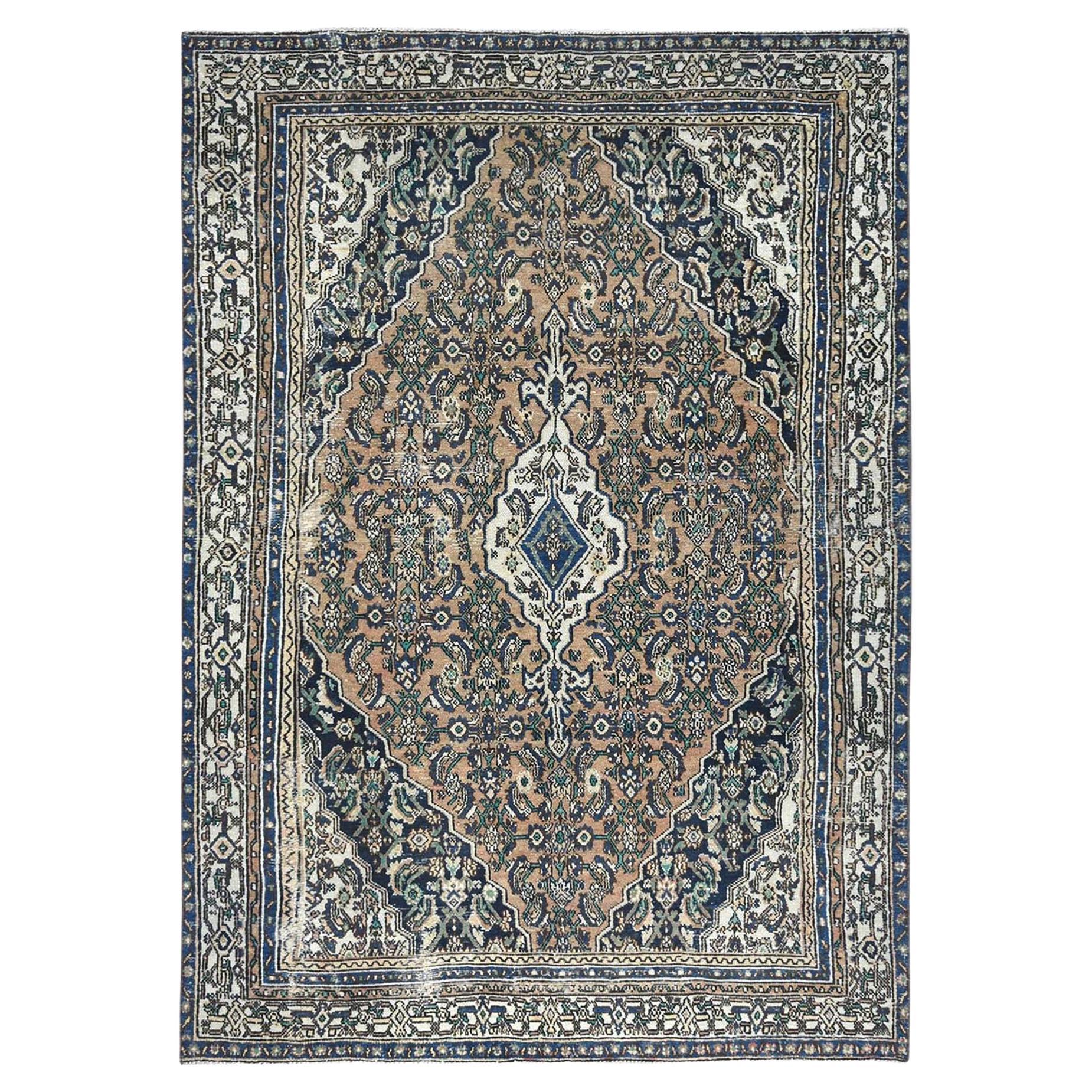 Brauner, handgeknüpfter persischer Hamadan-Teppich aus Wolle im Vintage-Stil, im Used-Look