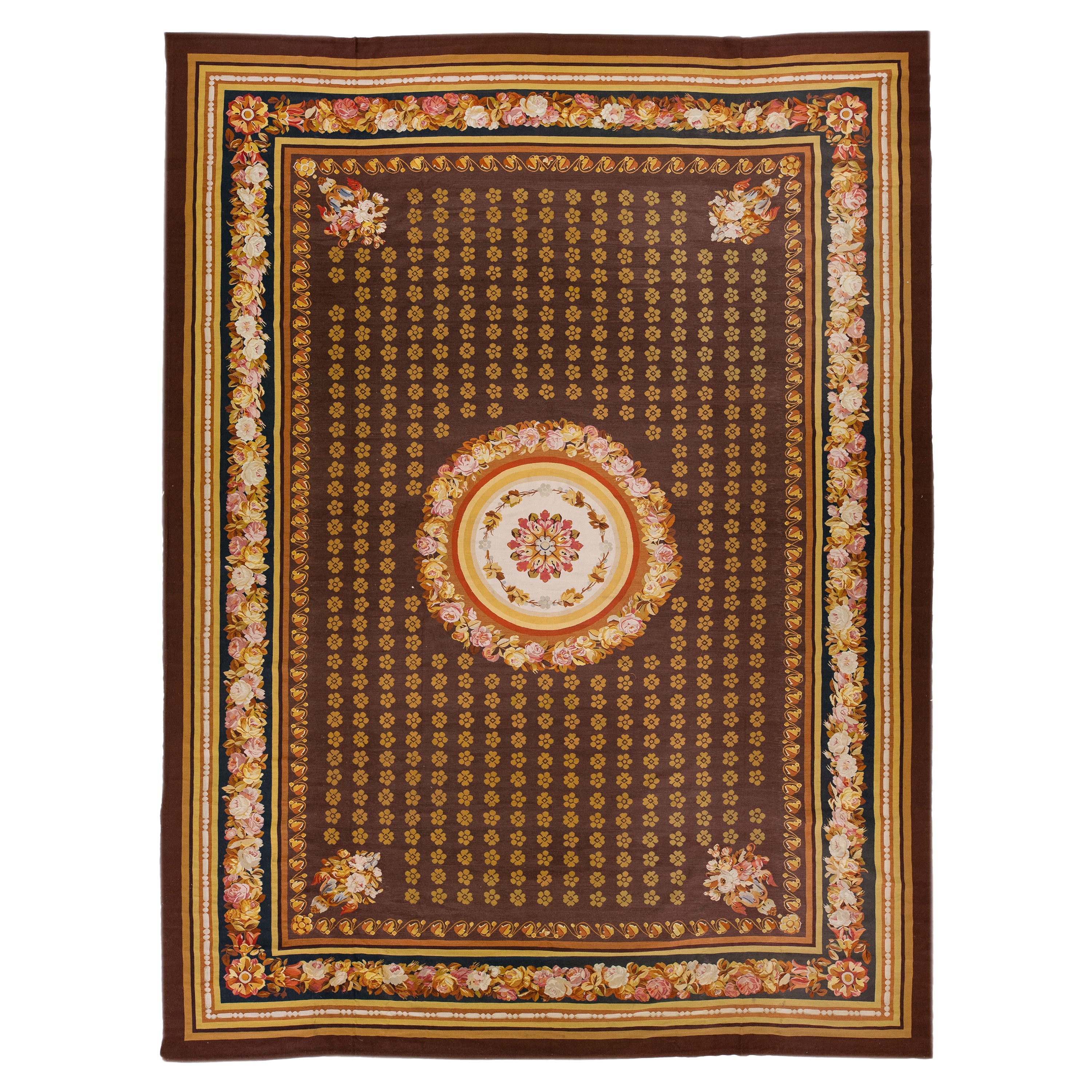 Tappeto di lana marrone vintage portoghese Aubusson a punto d'ago con disegno a trifoglio