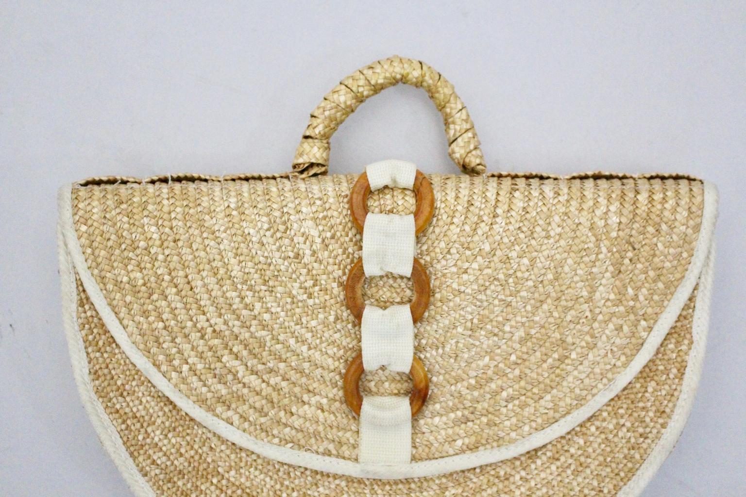 Brown Vintage Straw Handle Bag circa 1970 Italy For Sale 1