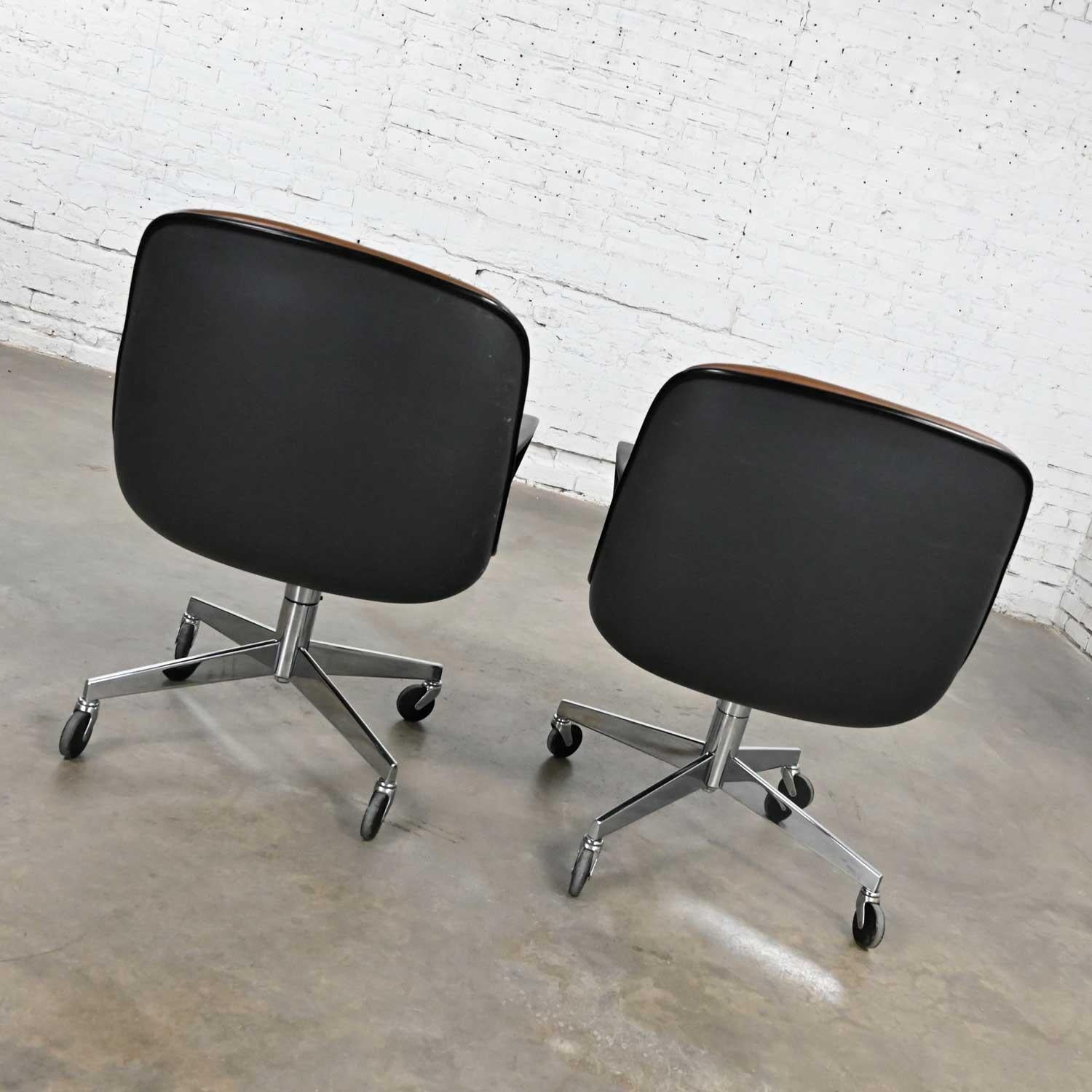 American Brown Vinyl Faux Leather Pair Steelcase 451 Rolling Office Chairs Style Pollock For Sale