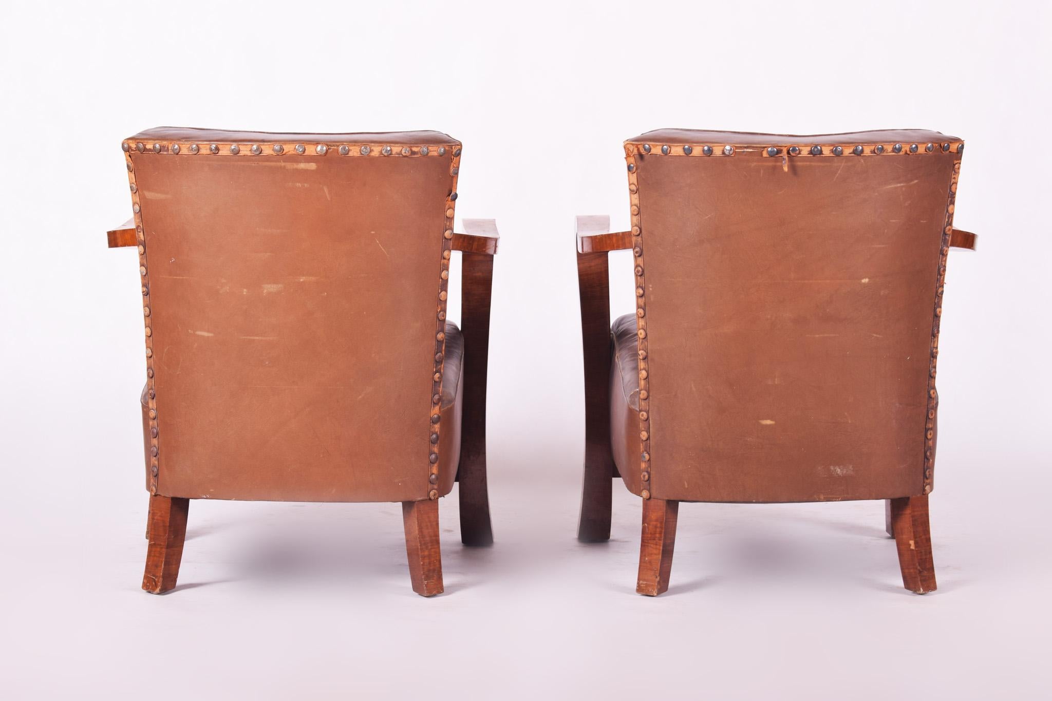 Brown Walnut Art Deco Three-Piece Suite, Preserved Condition and Leather, 1930s For Sale 1