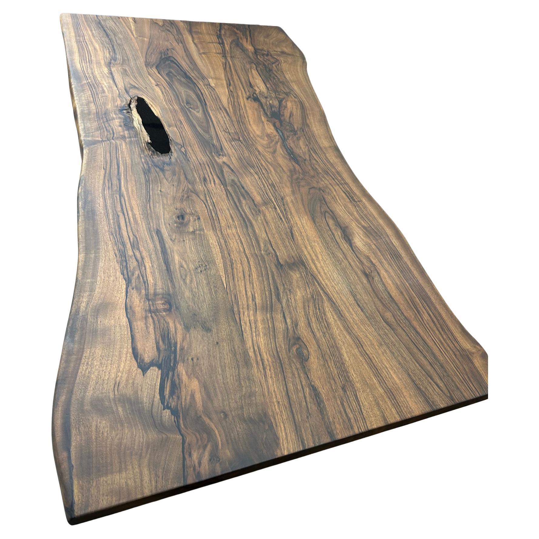 Type of Wood: Black Walnut Wood
Dimensions: 79