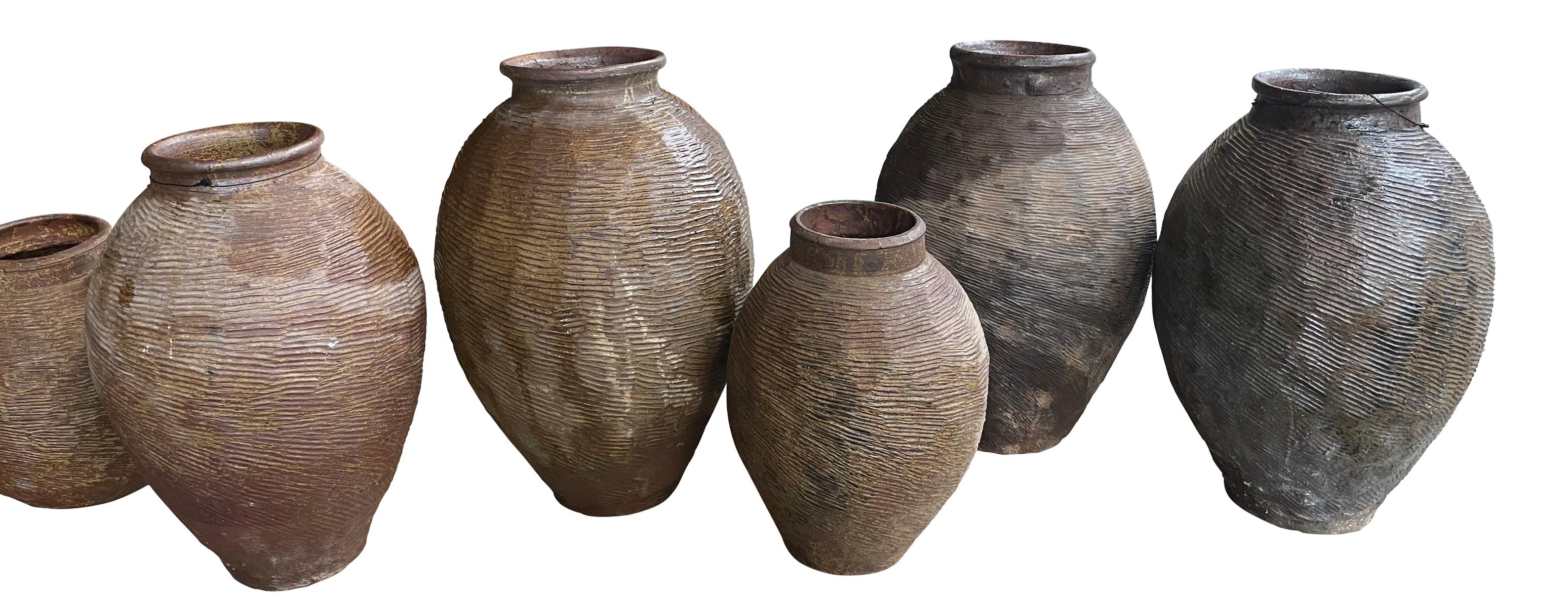 Brown Weathered Glaze Ribbed Texture Vase, China, 19th Century In Good Condition In New York, NY