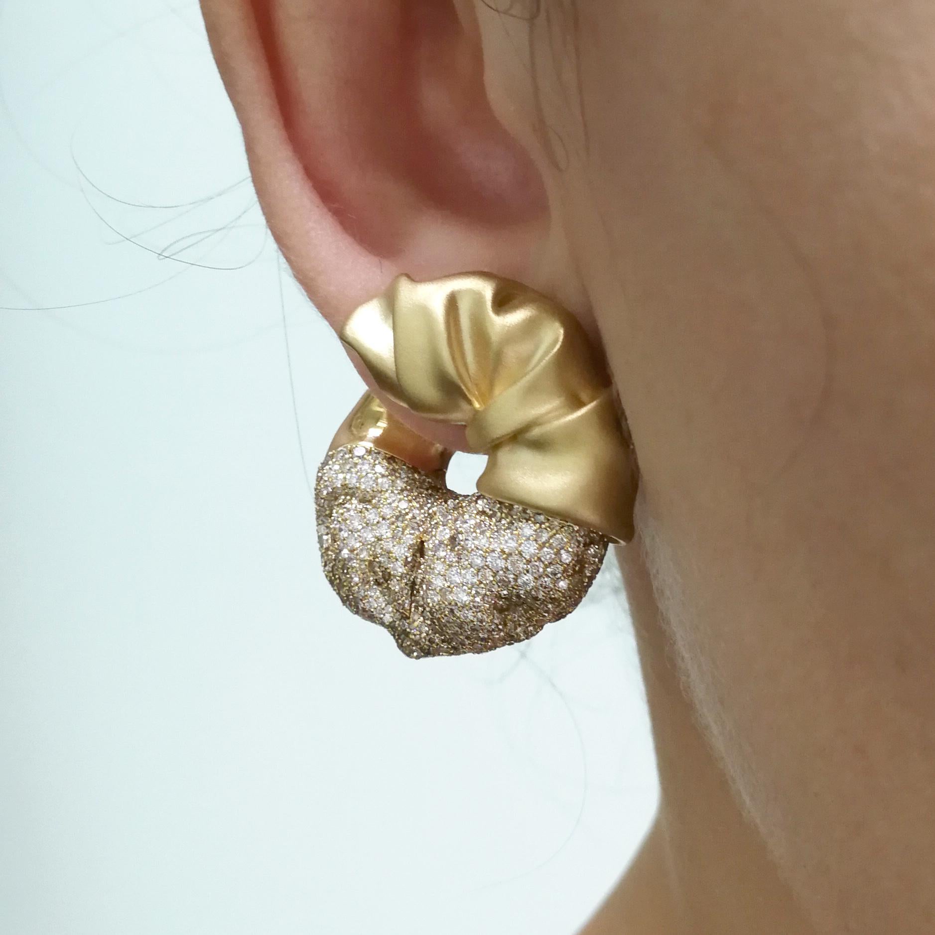 Brown White Diamonds 18 Karat Yellow Gold Earrings 1
