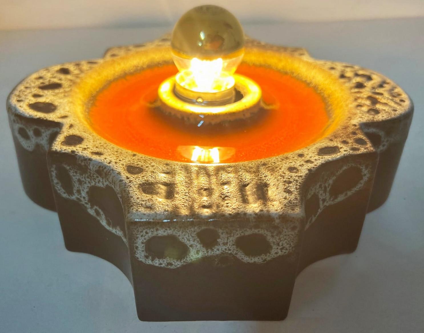 Apliques de Cerámica Marrón Blanco Rojo Hustadt Keramik, Alemania Cerámico en venta