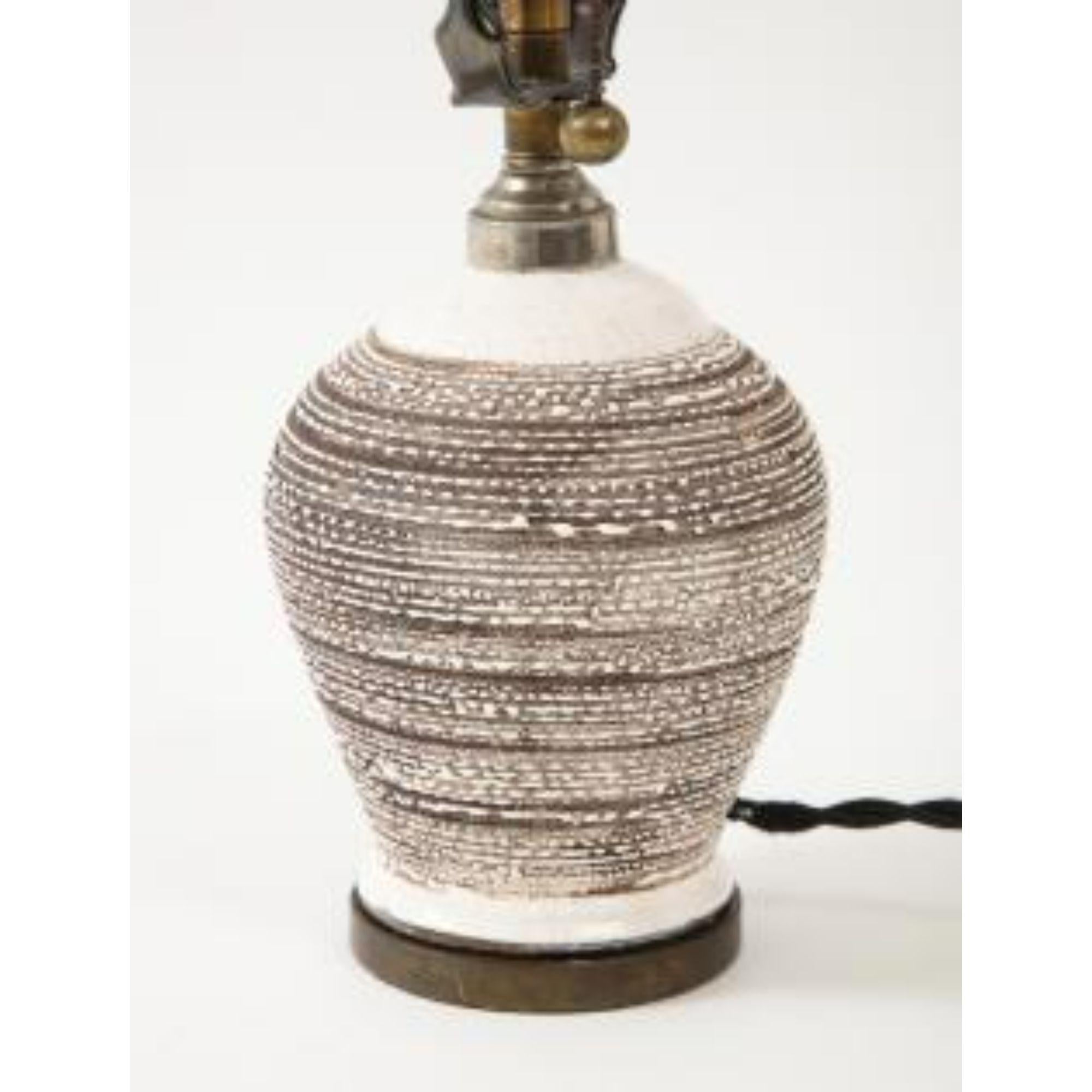 Brown/White Textured Glazed Ceramic & Bronze Table Lamp, 20th Century For Sale 2