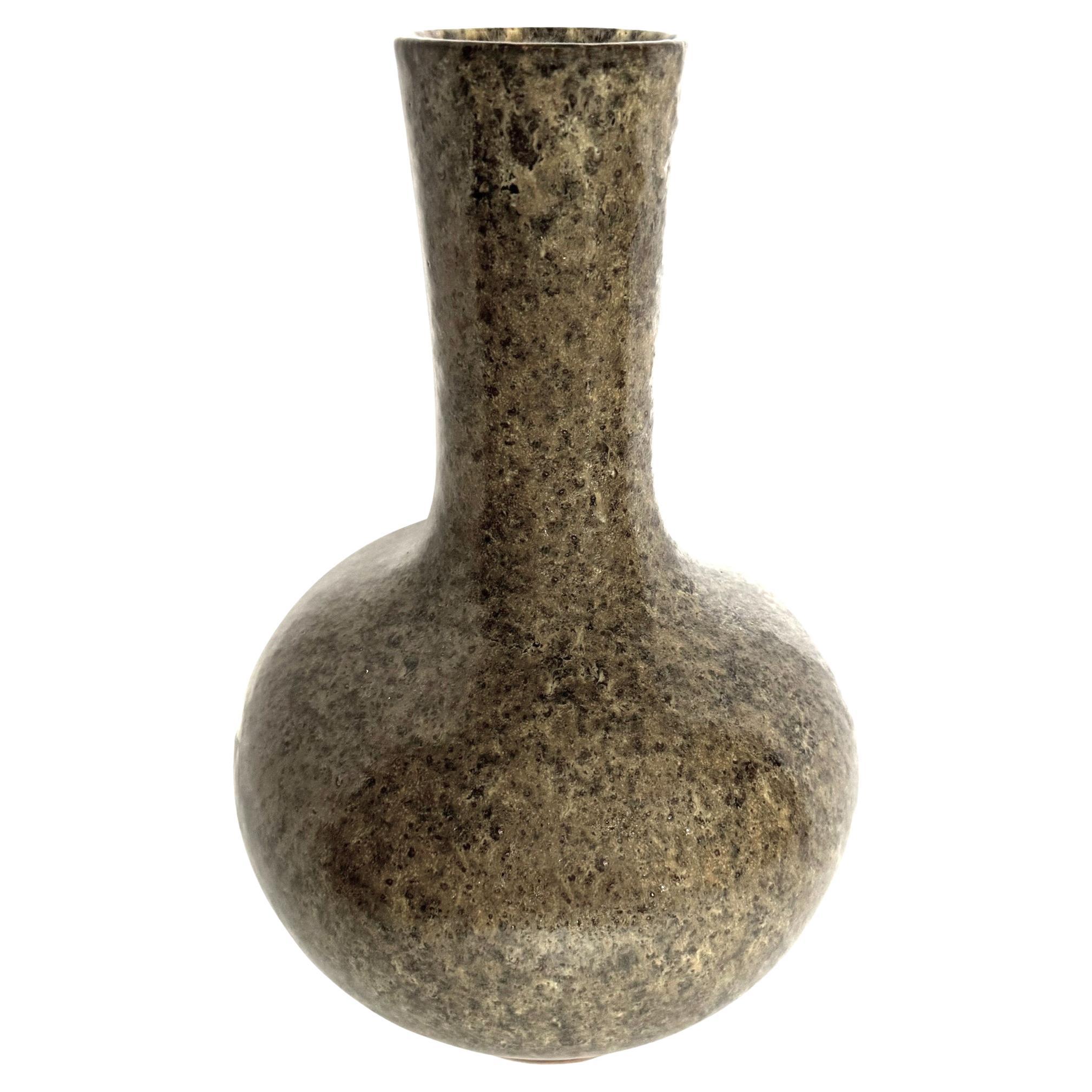 Vaso a collo d'imbuto con smaltatura nera, Cina, Contemporaneo