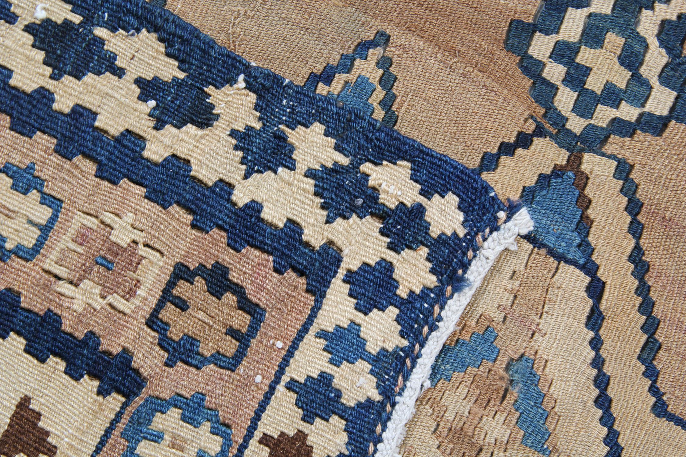 Brown Wool Kilim Rug Antique Carpet Traditional Flat-Woven Area Rug (Spätes 19. Jahrhundert) im Angebot