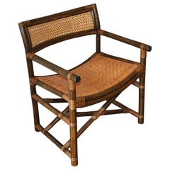 Chaise Safari en rotin tressé marron:: bambou et canne avec bras par Mcguire