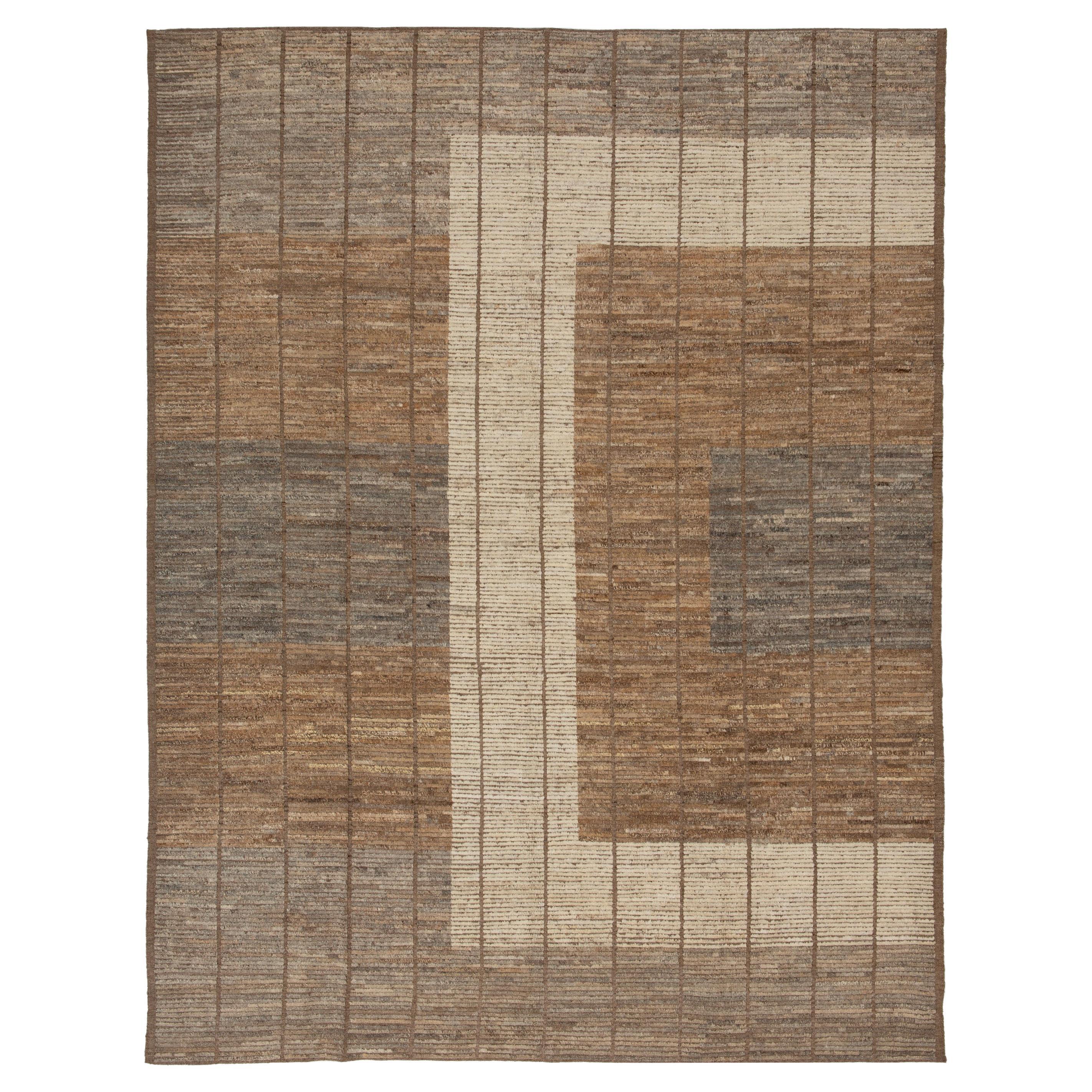 abc carpet Tapis en laine moderne Brown Zameen - 9'5" x 12'. en vente