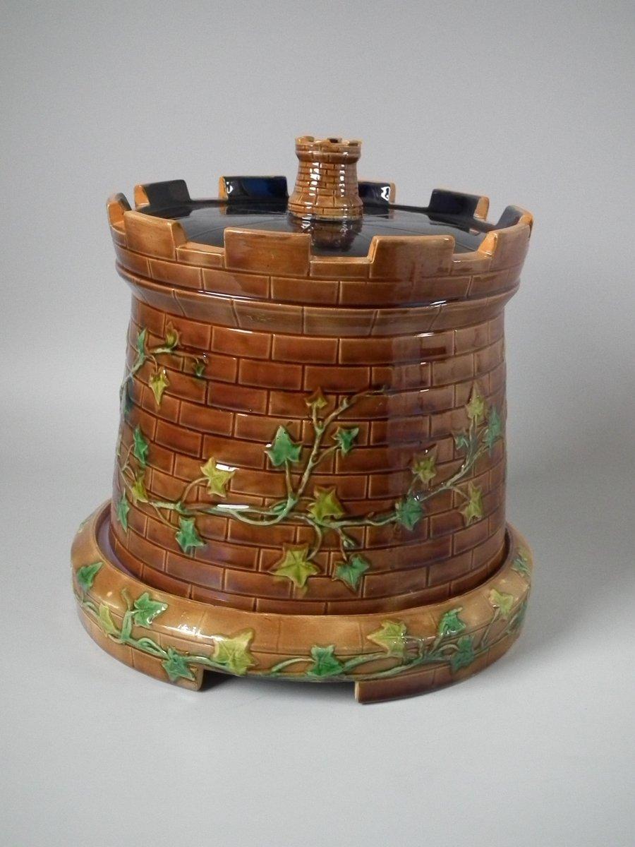 Brownfield Majolica Castle 'Tower' Cheese Dome In Good Condition For Sale In Chelmsford, Essex