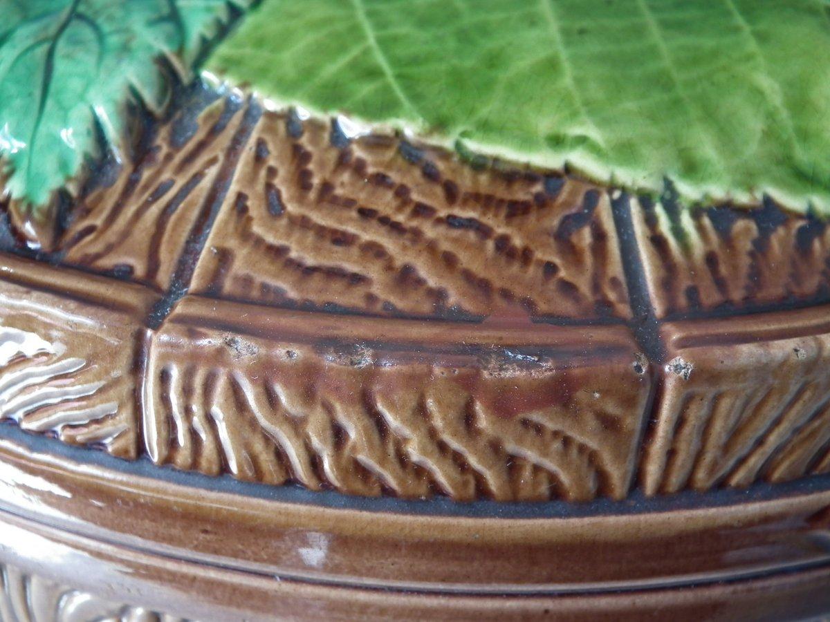 Brownfield Majolica Chestnut Cheese Dome & Stand For Sale 8