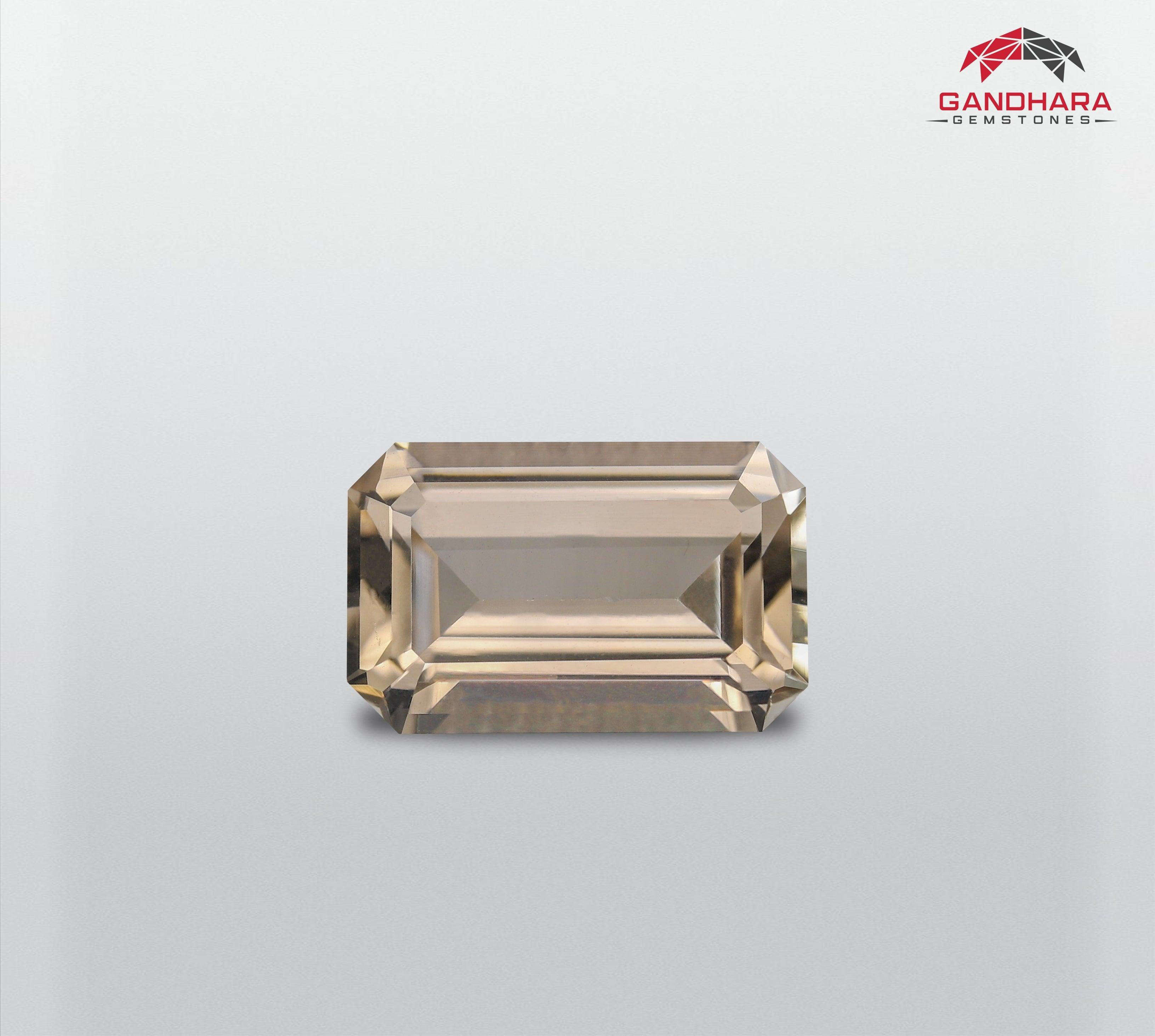 Brownish Golden Natural Topaz Gem, available for sale at wholesale price, natural high-quality 3.73 carats  Loupe Clean clarity, certified topaz from Pakistan.

Product Information:
GEMSTONE NAME	Brownish Golden Natural Topaz Gem
WEIGHT	3.73