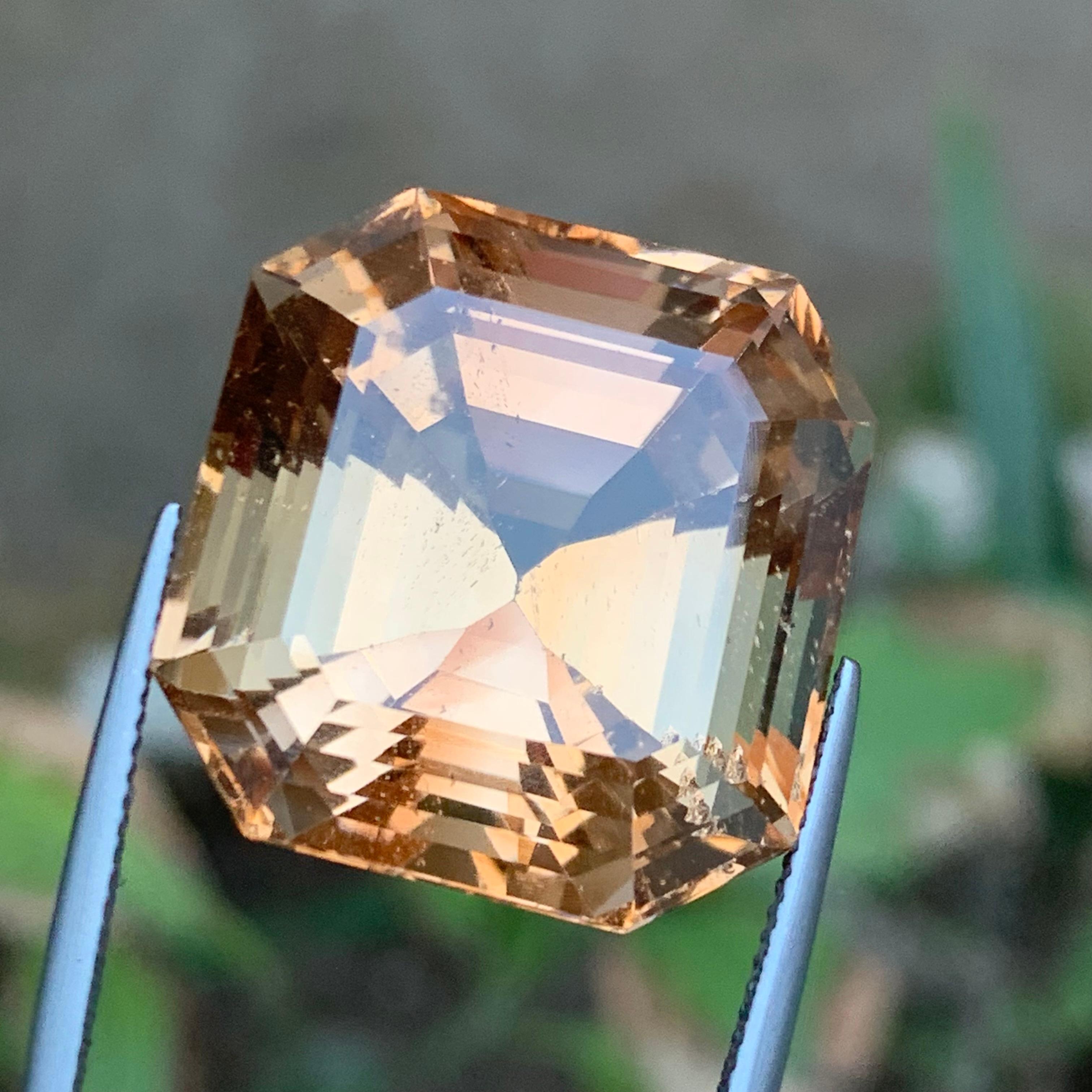 Brownish Golden Natural Topaz Pendant, Bracelet Loose Gemstone 71.35 Ct Asscher For Sale 4
