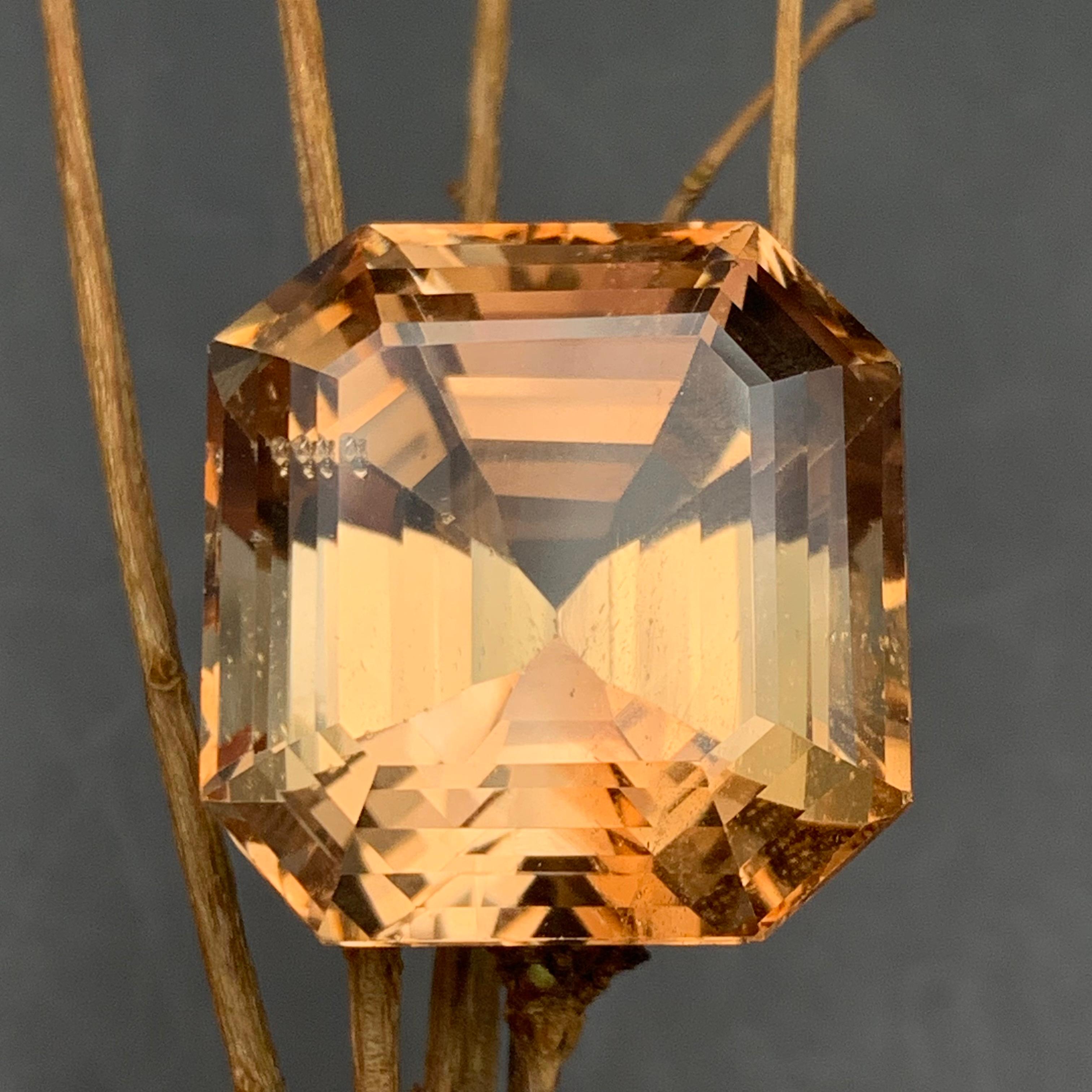Brownish Golden Natural Topaz Pendant, Bracelet Loose Gemstone 71.35 Ct Asscher For Sale 5