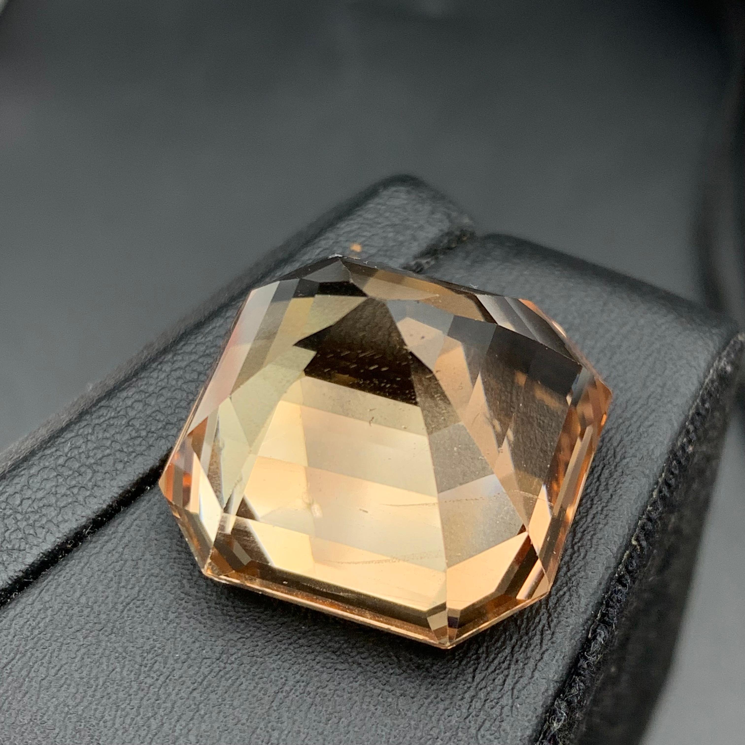 Brownish Golden Natural Topaz Pendant, Bracelet Loose Gemstone 71.35 Ct Asscher For Sale 2