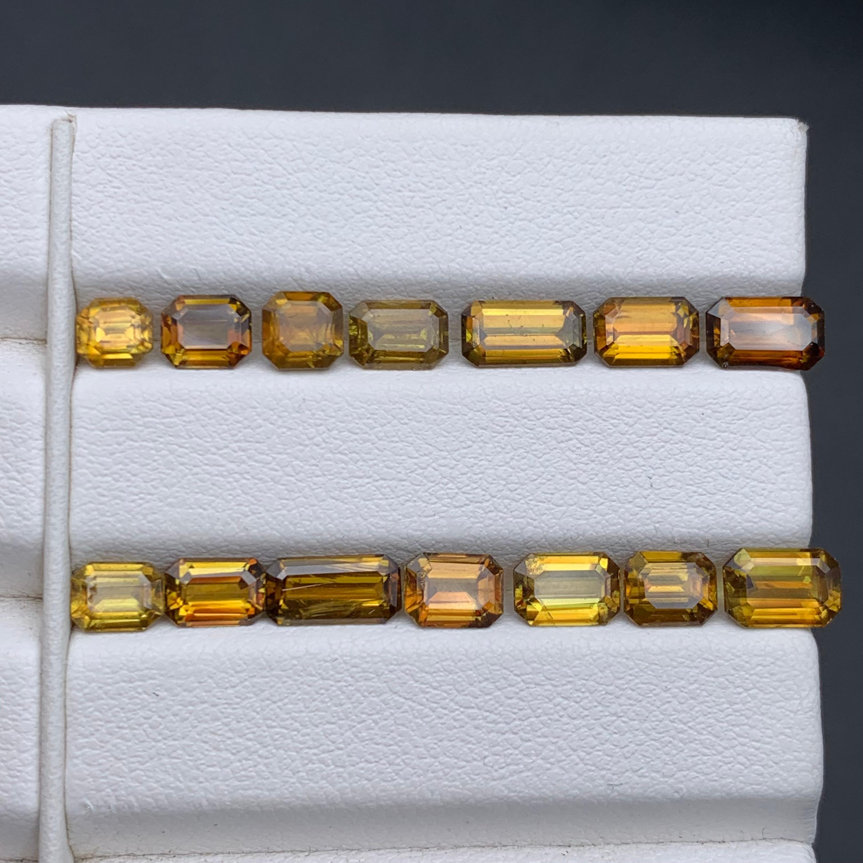Brownish Yellow Natural Sphene/Titanite Loose Gemstones Lot for Rings, Necklace Pendants, Bracelets, or any other Jewelry Setting-Cushion Cut!!

💎 GEMSTONE TYPE: Sphene/Titanite
⚖️ WEIGHT:  11.50 Carats
🪚 SHAPE & CUT: Octagon Emerald Cut
📏 SIZE