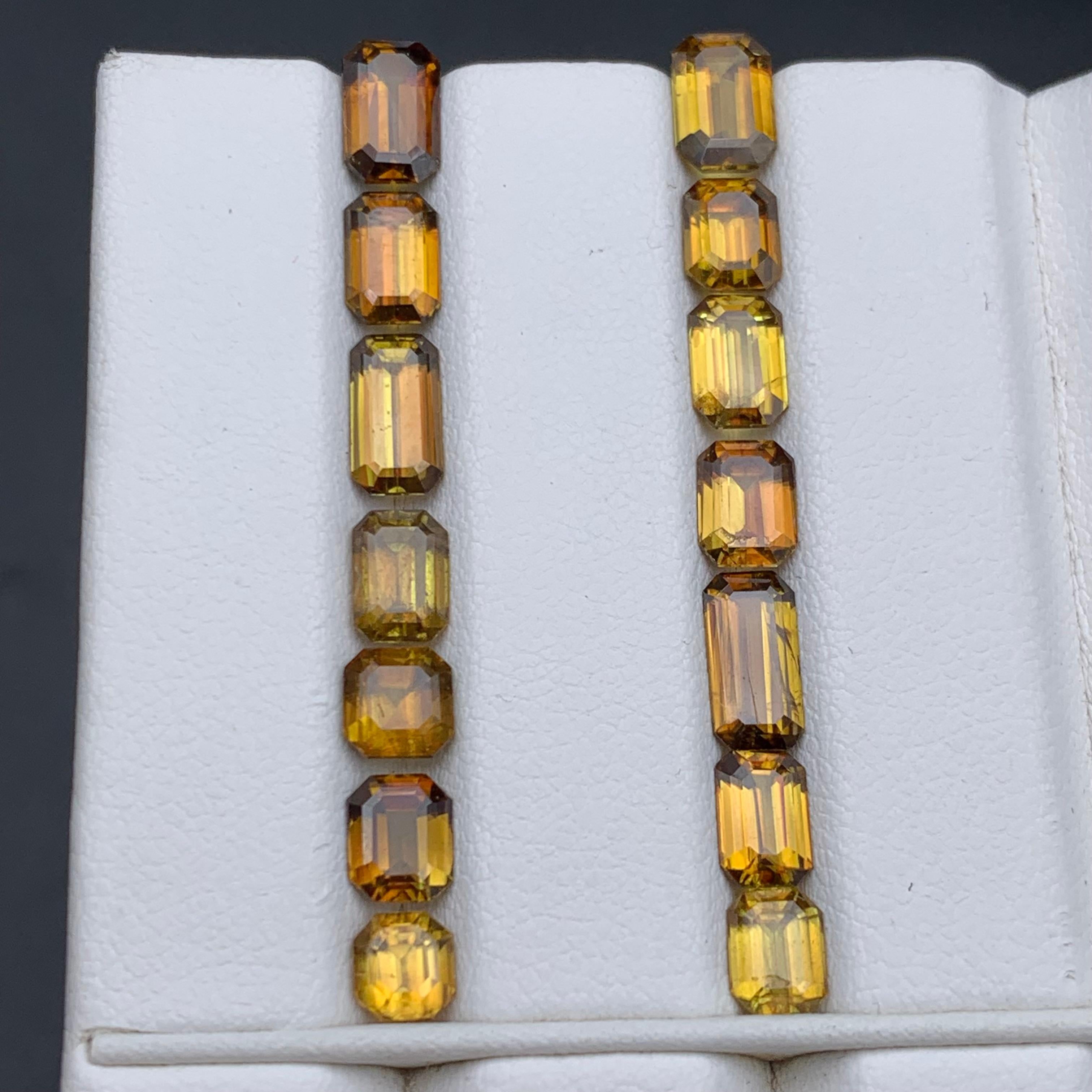 Contemporary Brownish Yellow Natural Sphene/Titanite Loose Gemstones Lot 11.50 Ct for Jewelry For Sale