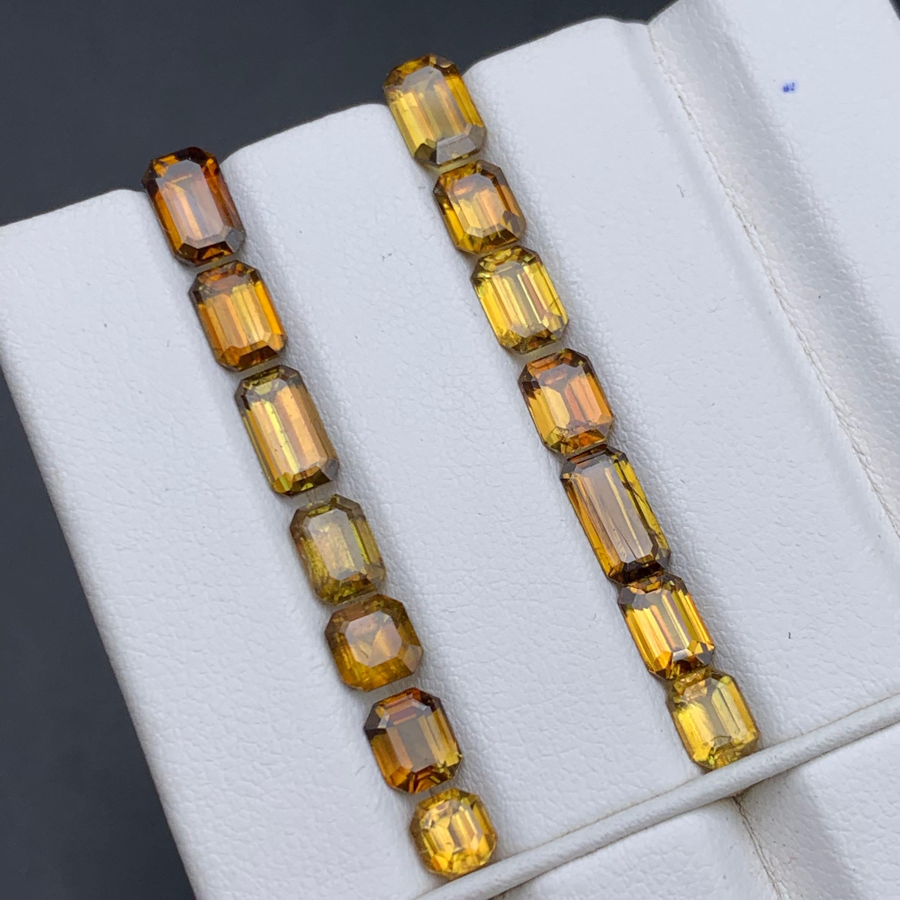 Cushion Cut Brownish Yellow Natural Sphene/Titanite Loose Gemstones Lot 11.50 Ct for Jewelry For Sale