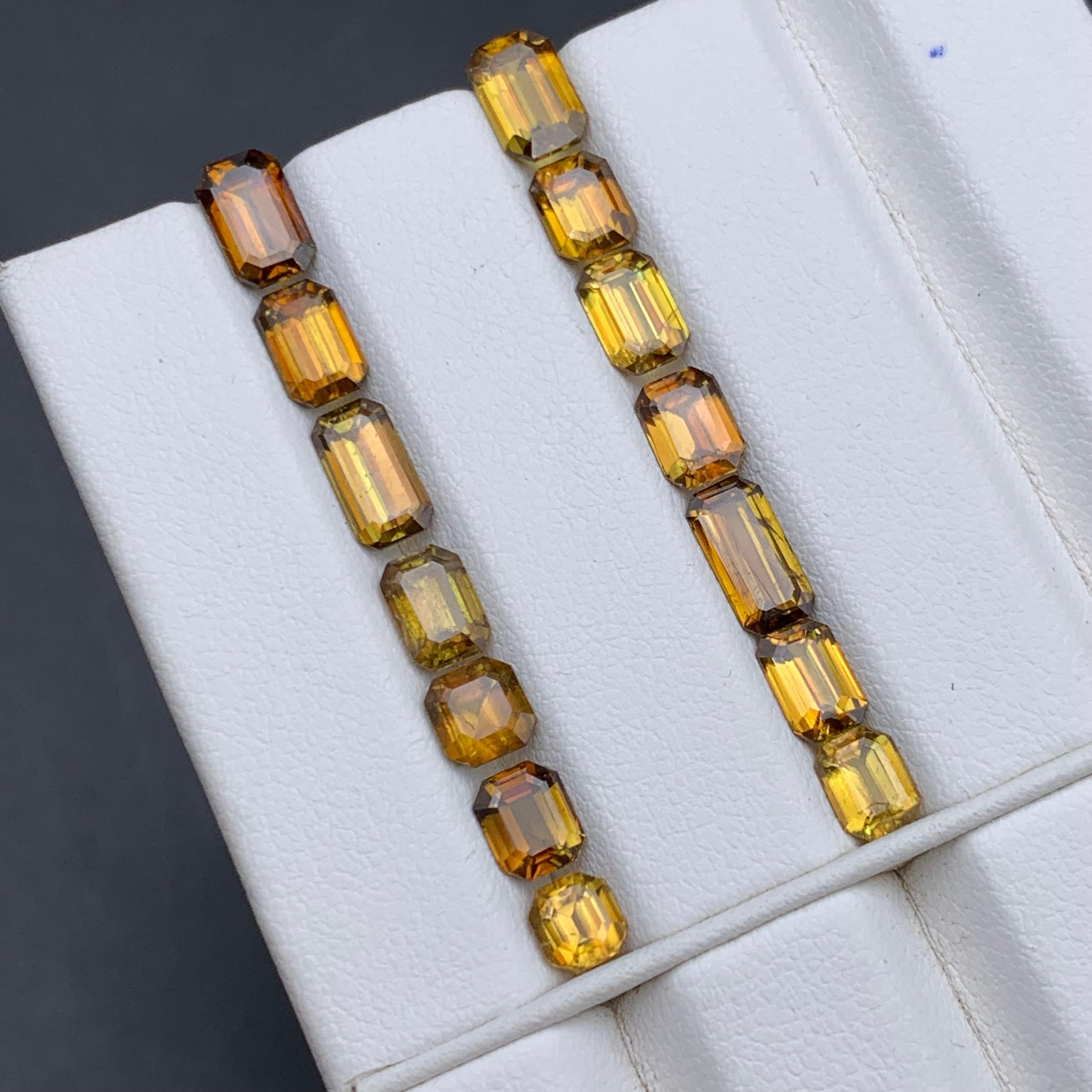 Women's or Men's Brownish Yellow Natural Sphene/Titanite Loose Gemstones Lot 11.50 Ct for Jewelry For Sale