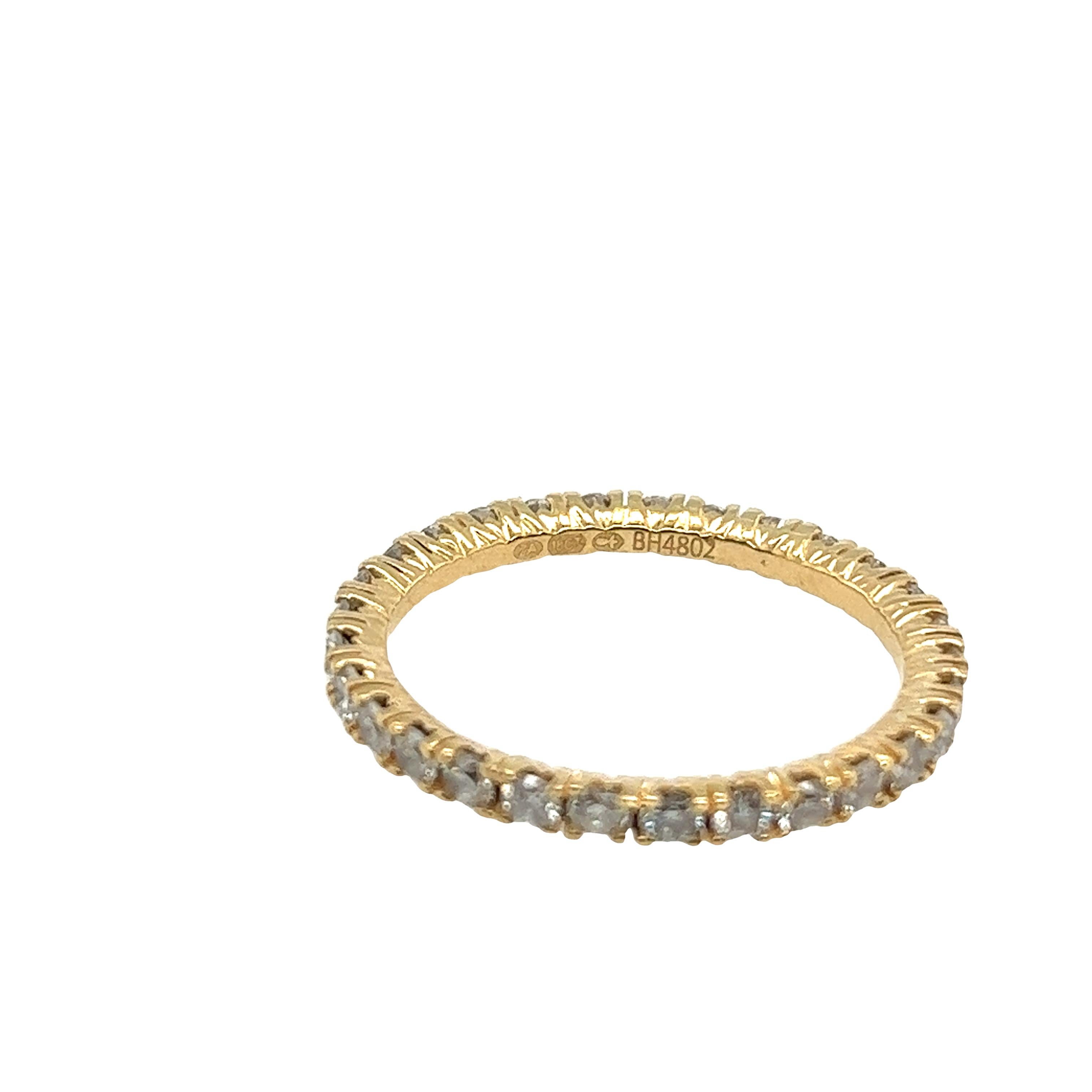 Adorn your finger with this breathtaking Browns 18ct Yellow Gold Diamond Full Eternity Ring Set. Features 29 round diamonds with a total carat weight of 0.90ct H colour grade and SI clarity grade.
Make a statement with this stunning piece of fine
