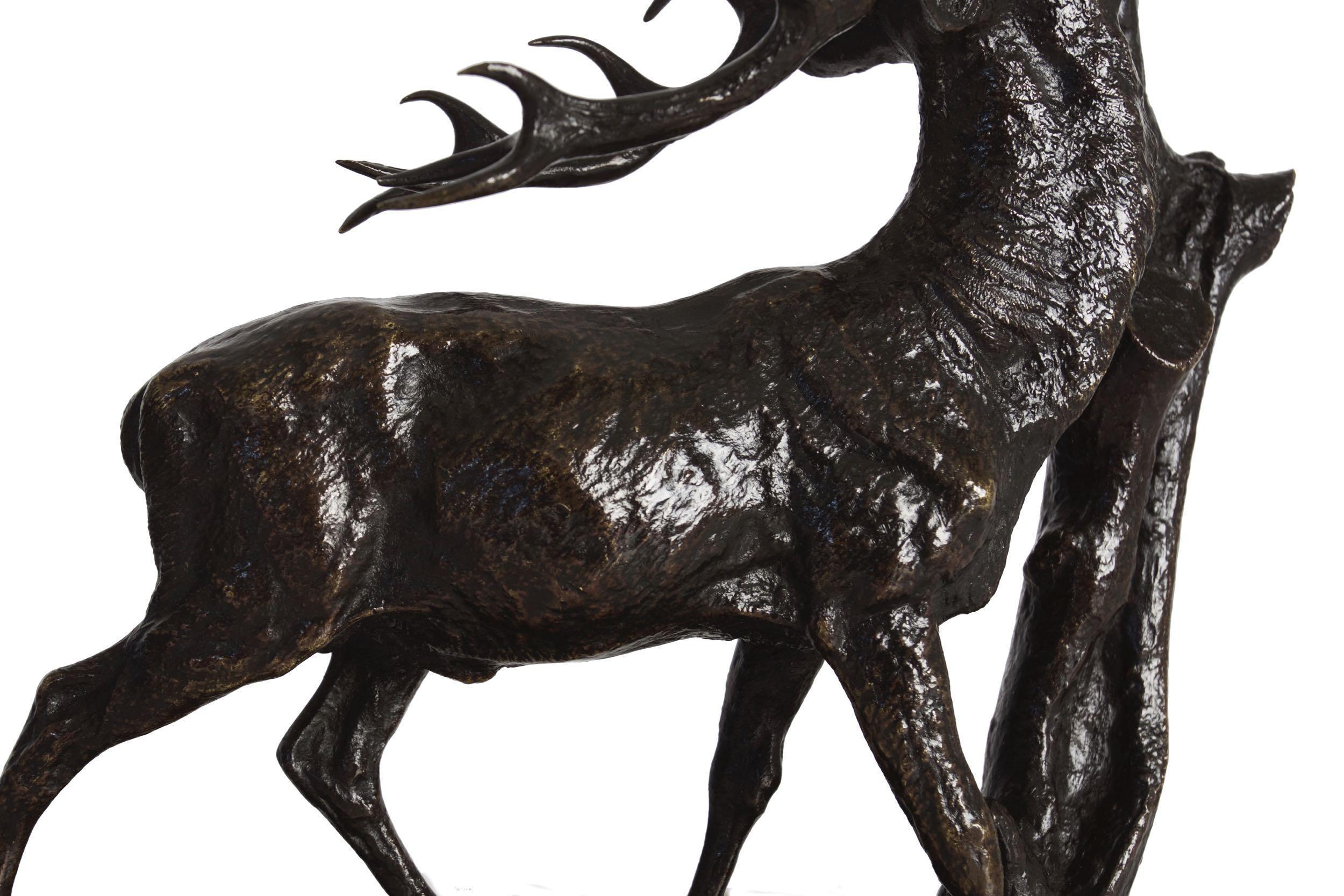 Sculpture française ancienne en bronze 1843 « Browsing Stag » de Pierre Jules Mene en vente 4