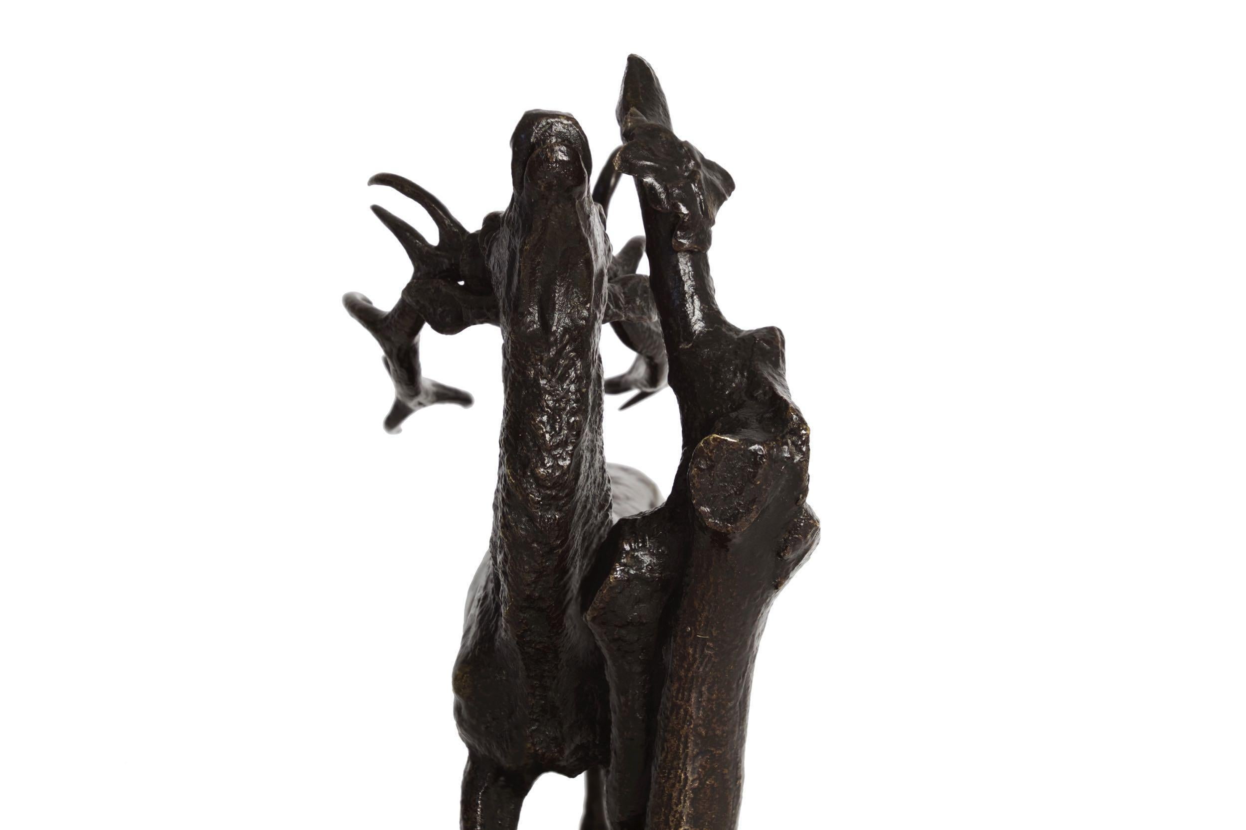 Sculpture française ancienne en bronze 1843 « Browsing Stag » de Pierre Jules Mene en vente 3