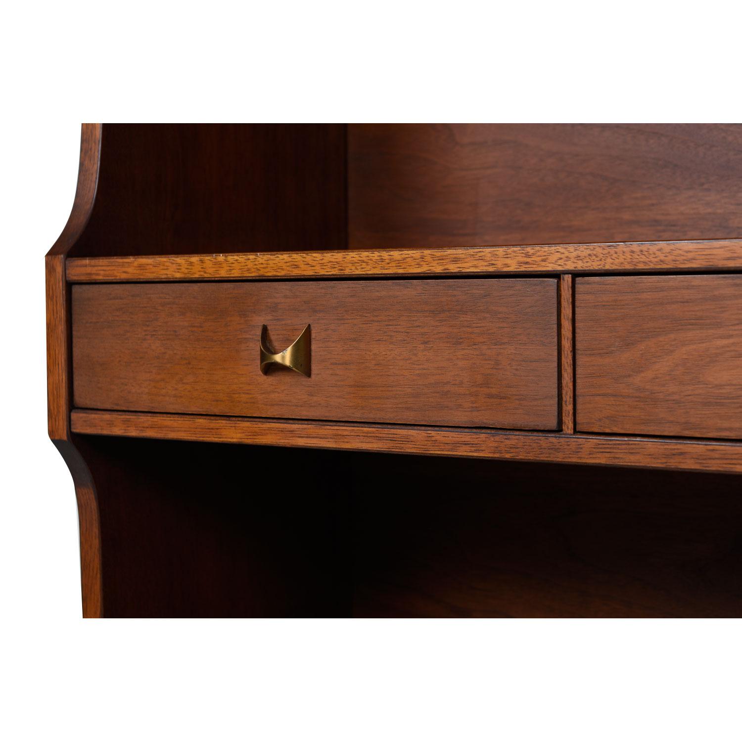 broyhill bookshelf